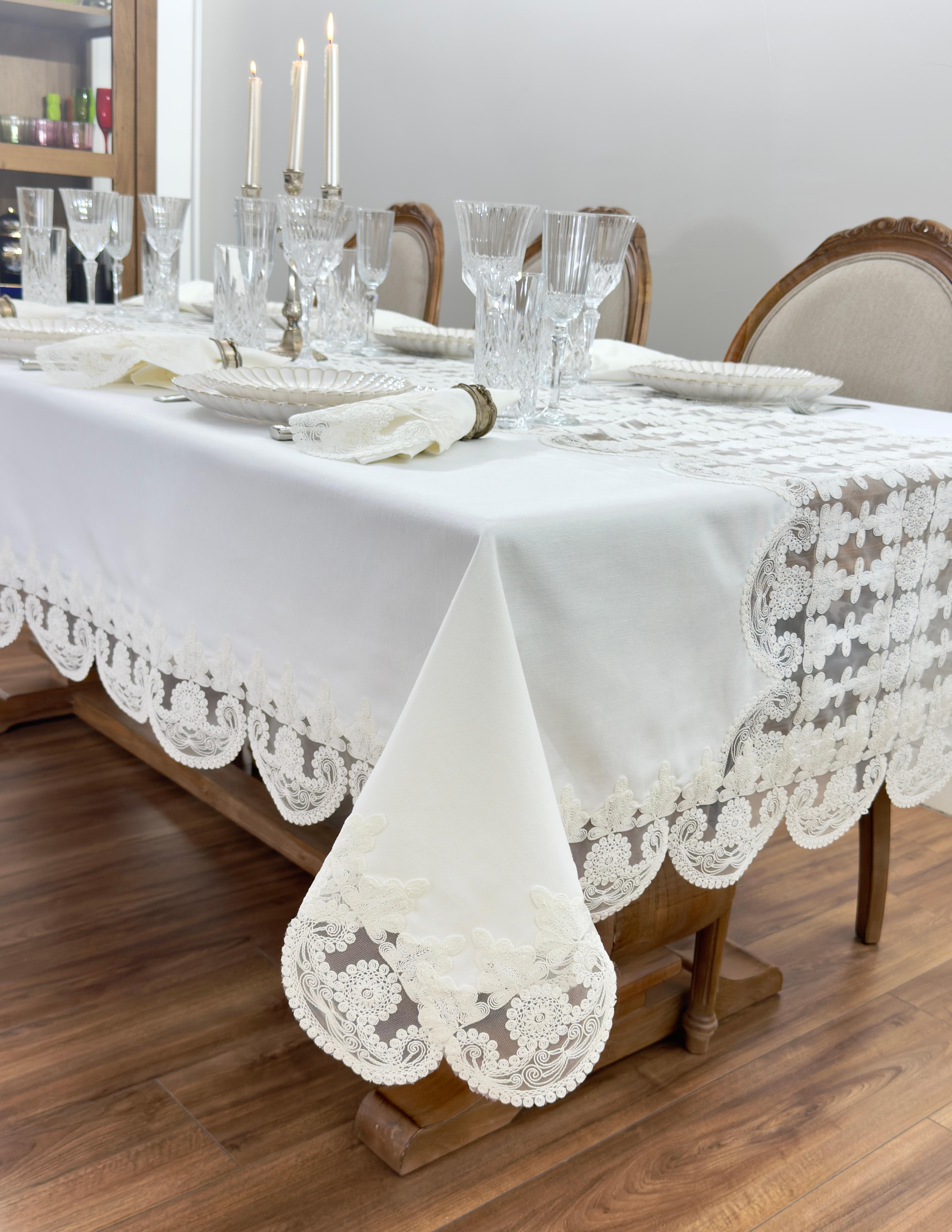 Danteli Masa Örtüsü Romantik Model