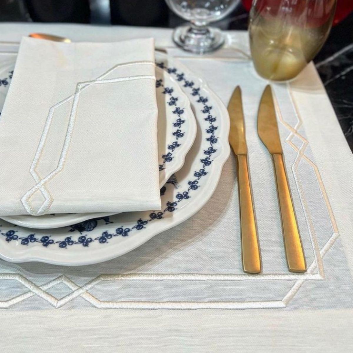 Cross Model Amerikan Servisi 2'li Set