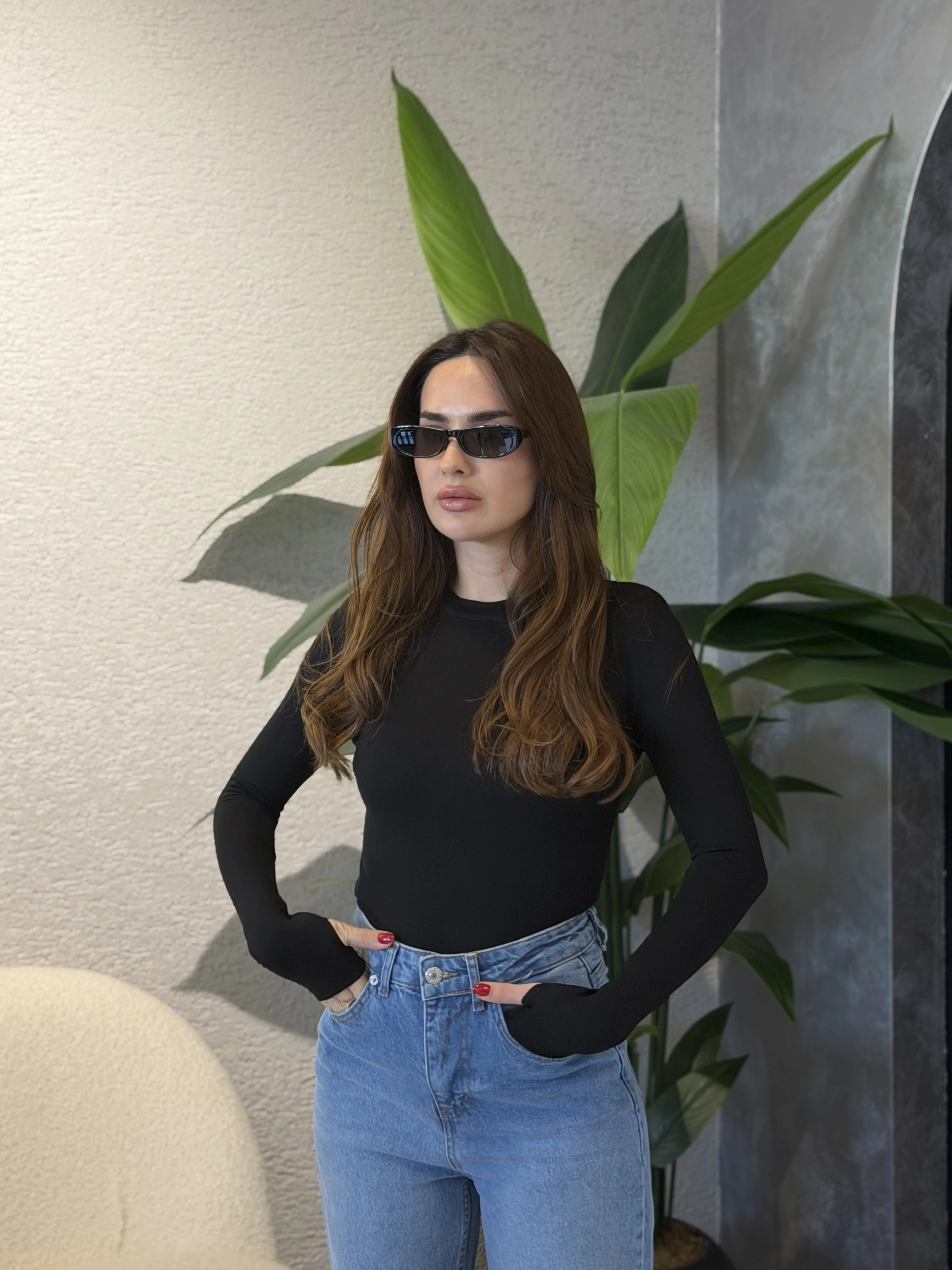 Parmak Geçirmeli Likralı Body  - Siyah