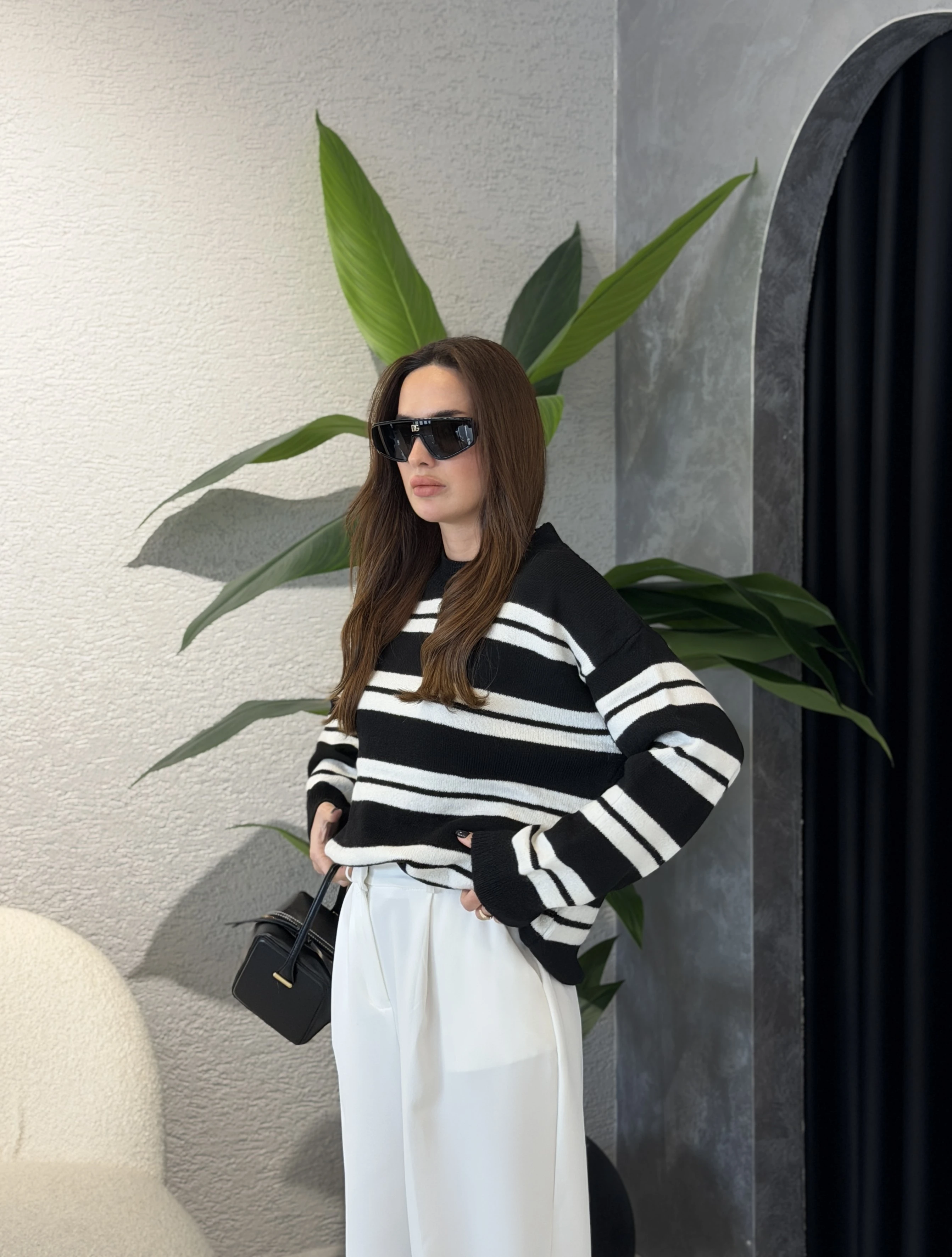 Bisiklet Yaka Çizgili Oversize Kazak - Siyah