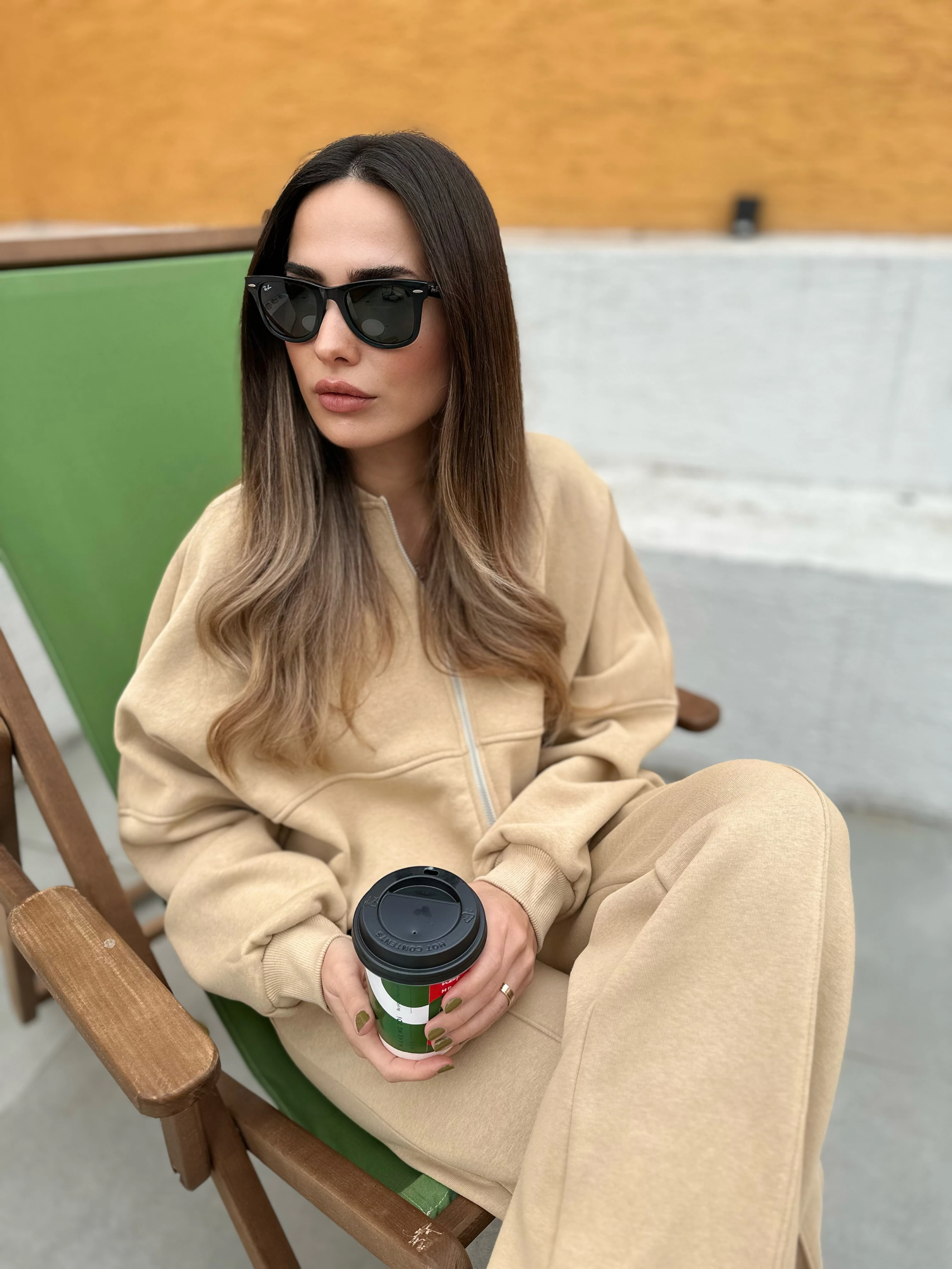 Bej Şardonlu Eşofman Takımı