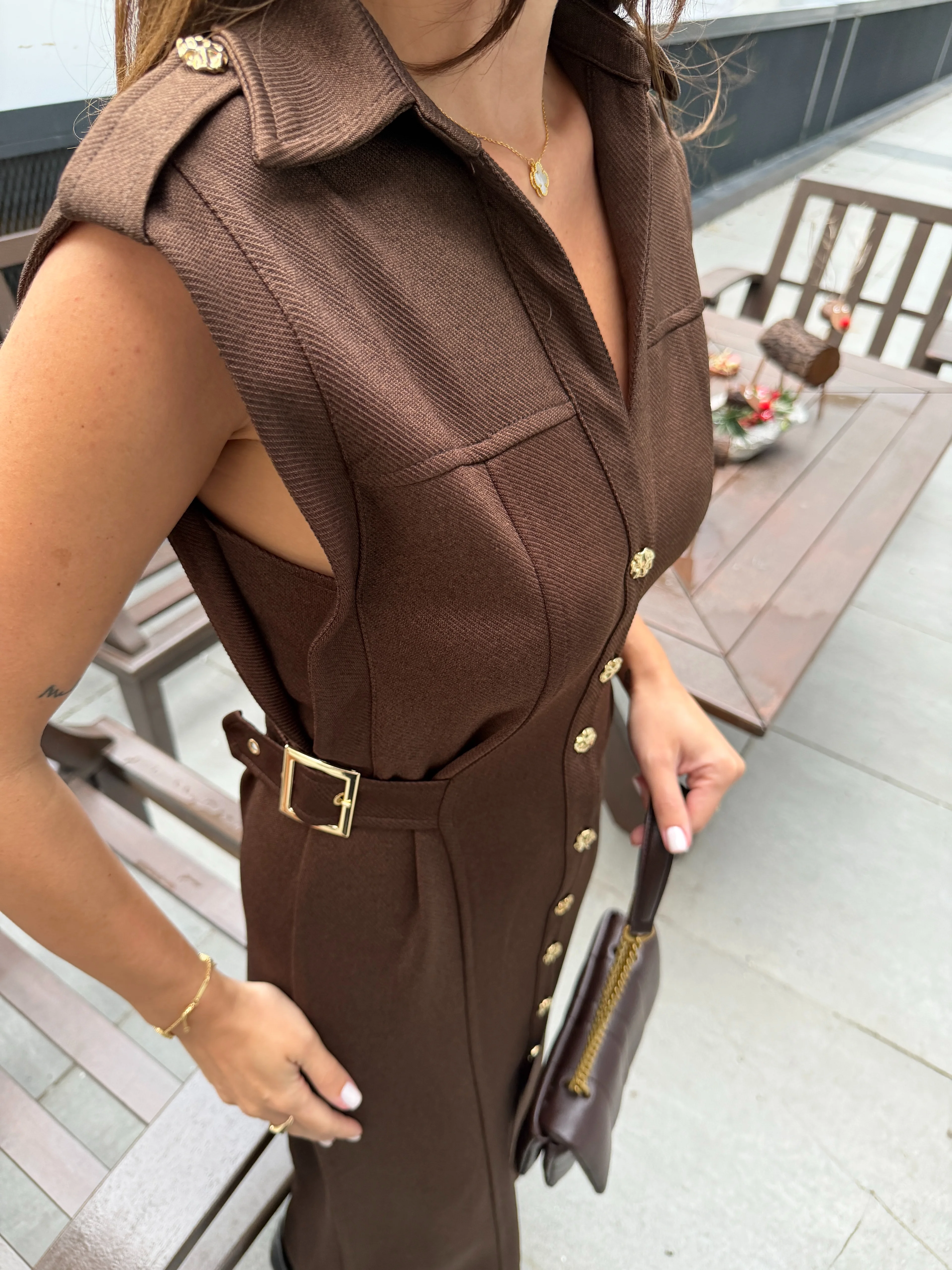 Gold Düğme Detay Kalem Yırtmaçlı Elbise 