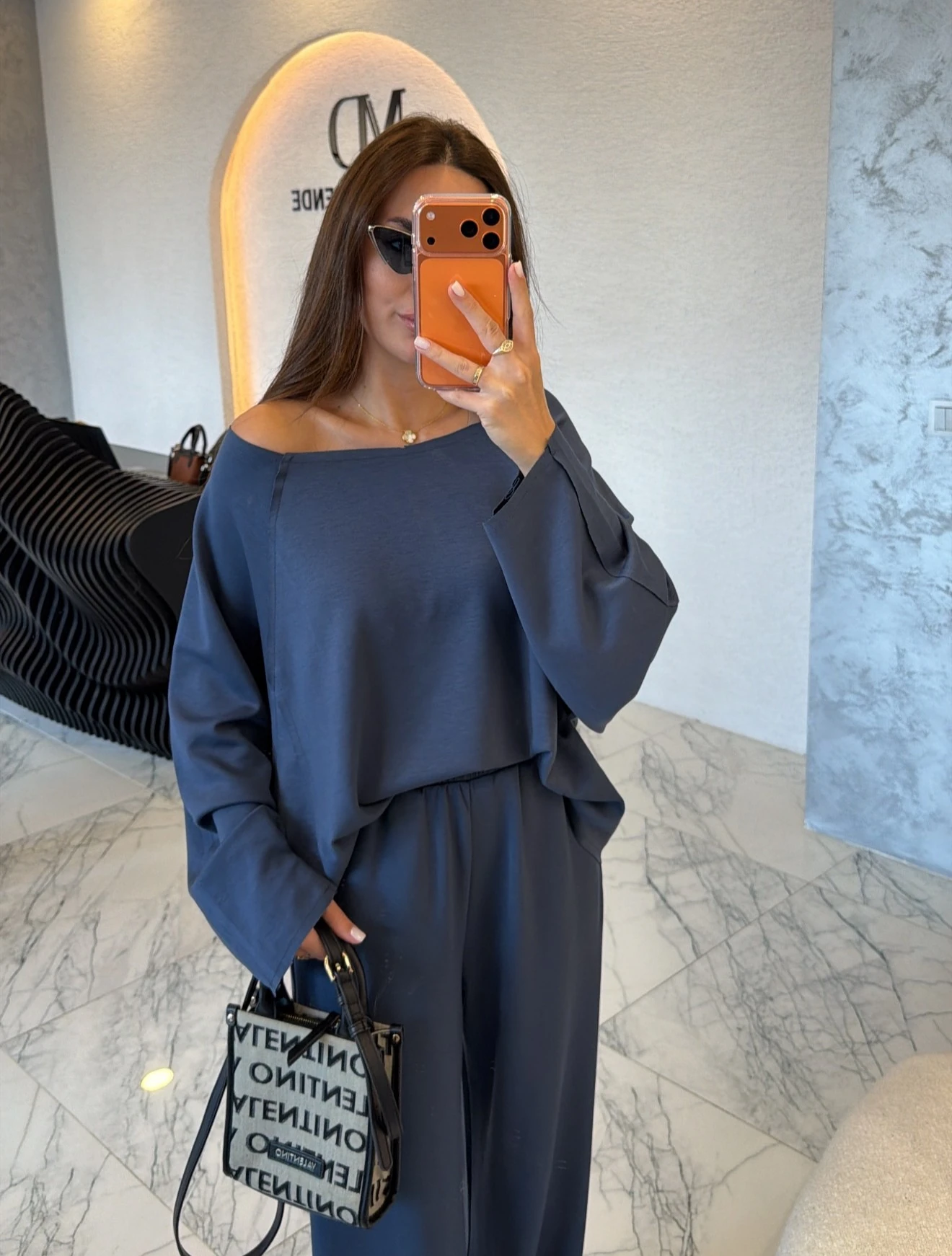 Kesik Yaka Oversize Modal Takım