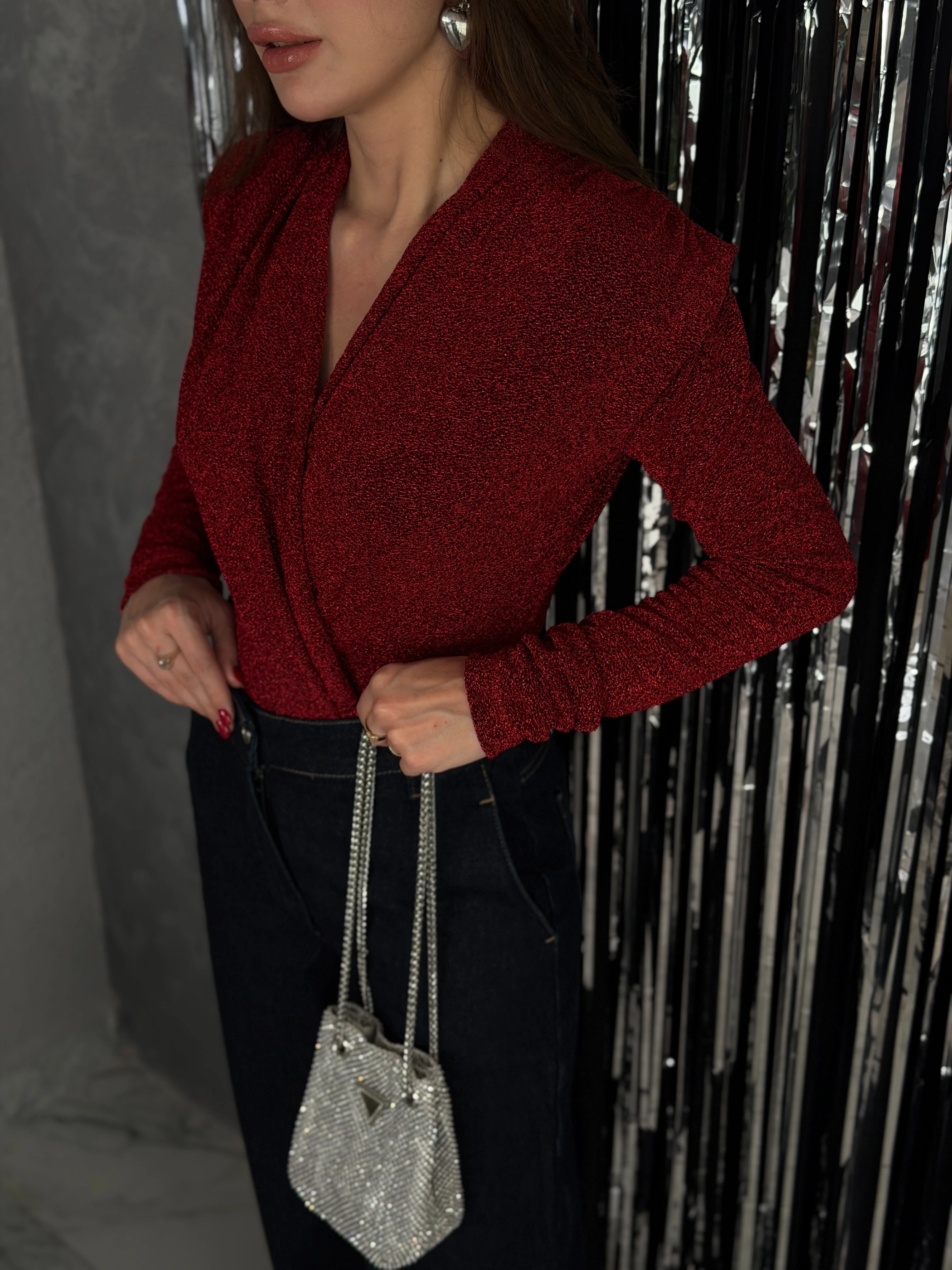 Vatkalı Kruvaze Yaka Işıltılı Çıt Çıtlı Bluz 