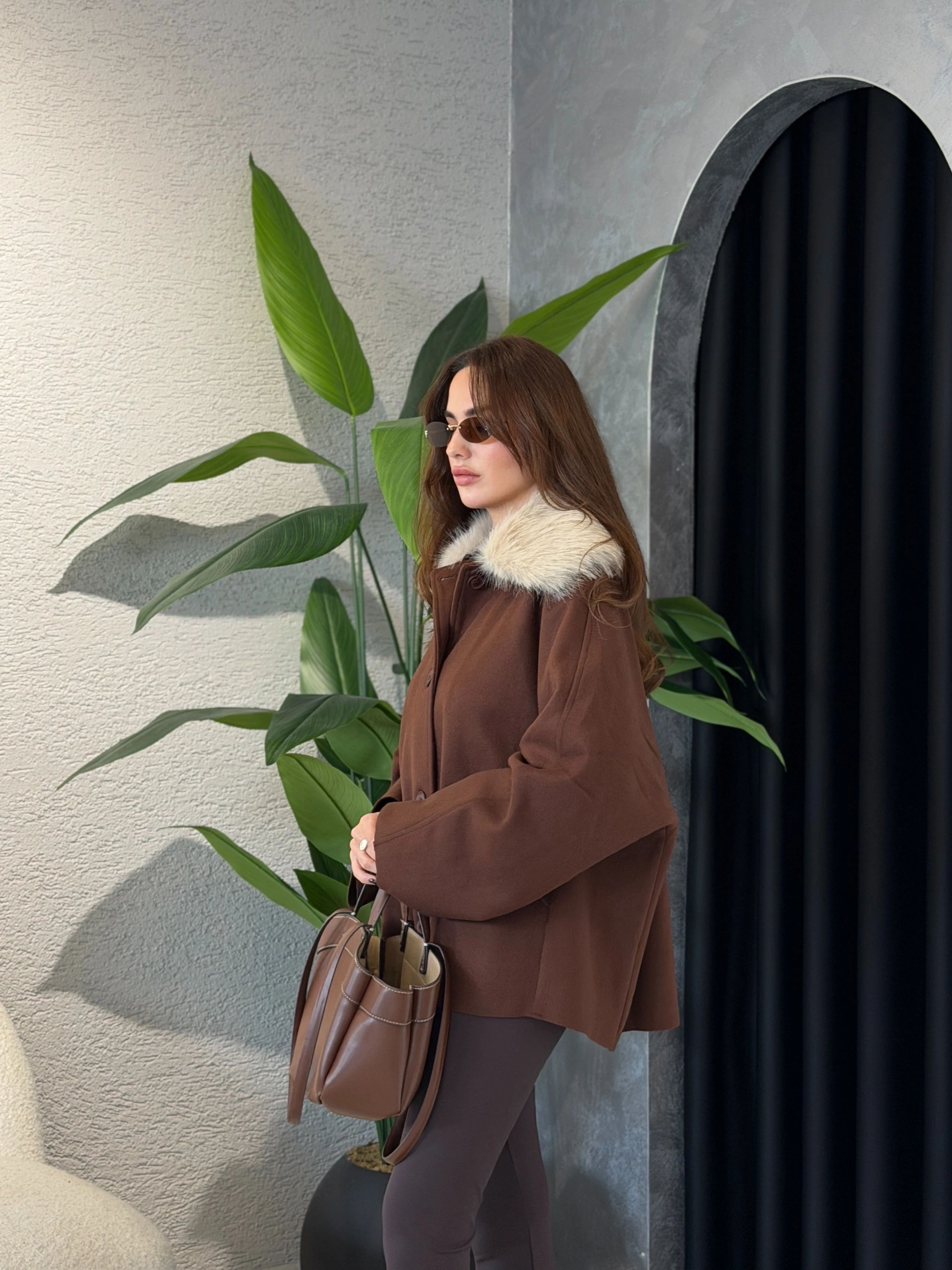 ZR Model Çıkarılabilir Kürk Detaylı Kaşe Ceket