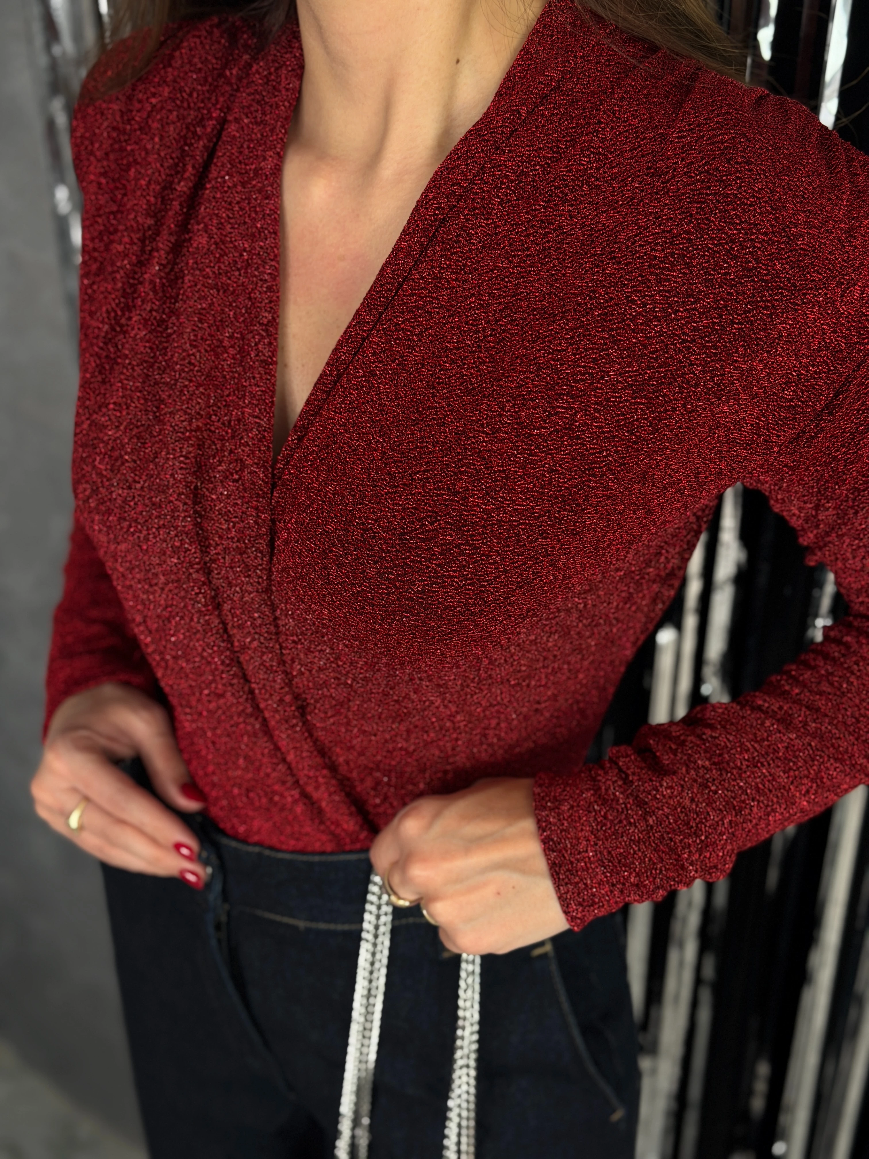 Vatkalı Kruvaze Yaka Işıltılı Çıt Çıtlı Bluz 