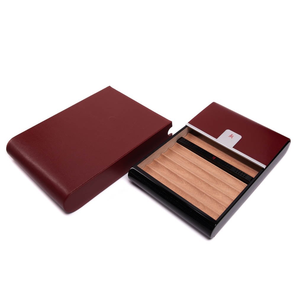 Hf Barcelona Kırmızı/Karbon
  Deri Kaplama Humidor 450461