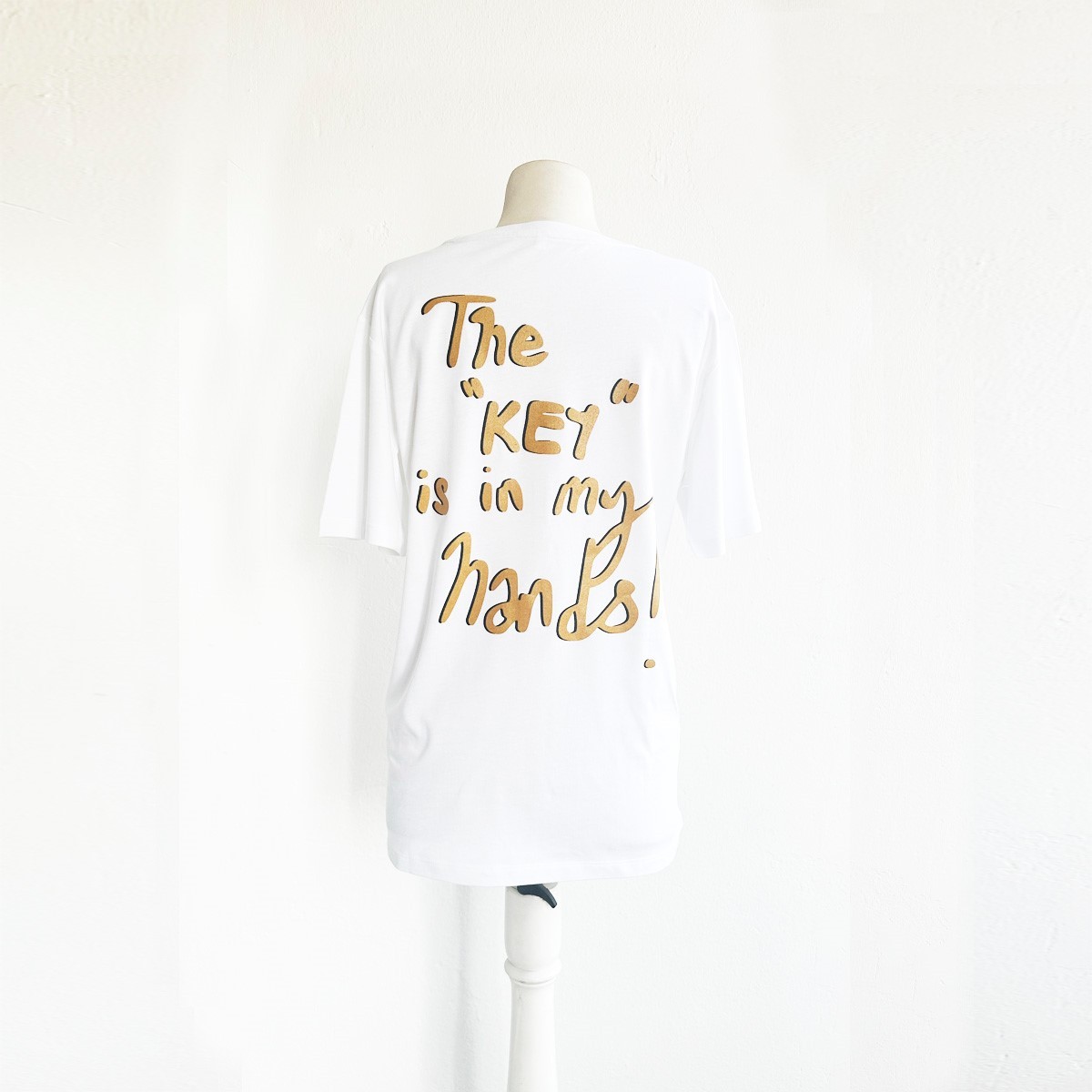 Bashaques Altın Baskılı Tshirt