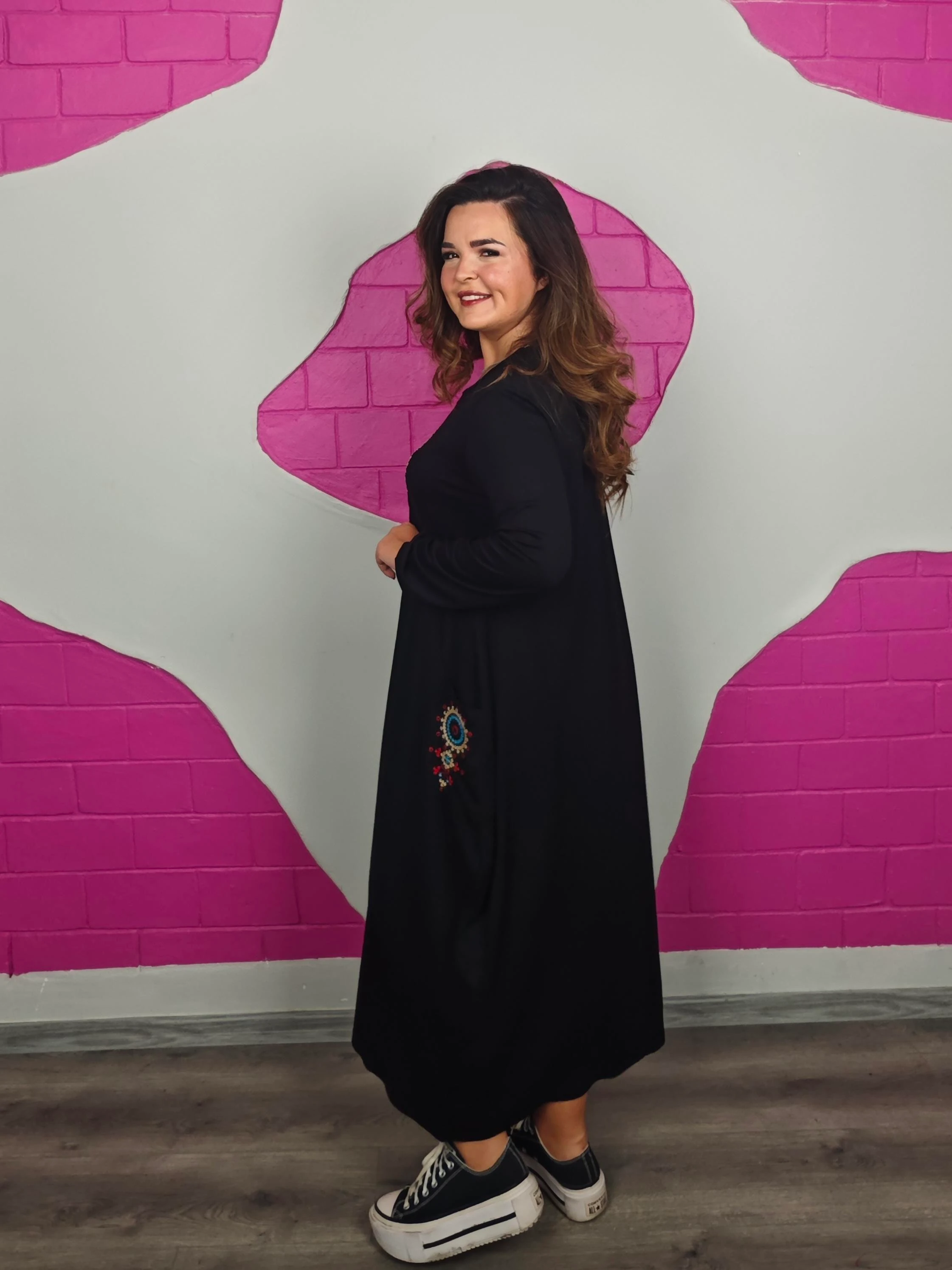 BÜYÜK BEDEN MANDALA UZUN KOL NAKIŞLI ELBİSE