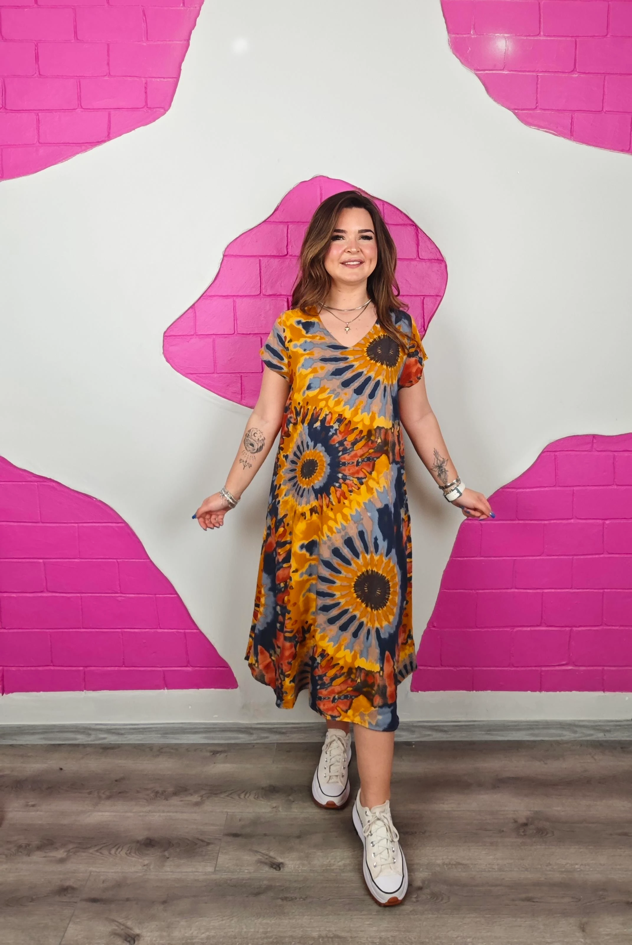 BÜYÜK BEDEN BATİK HARDAL VİSKON ELBİSE