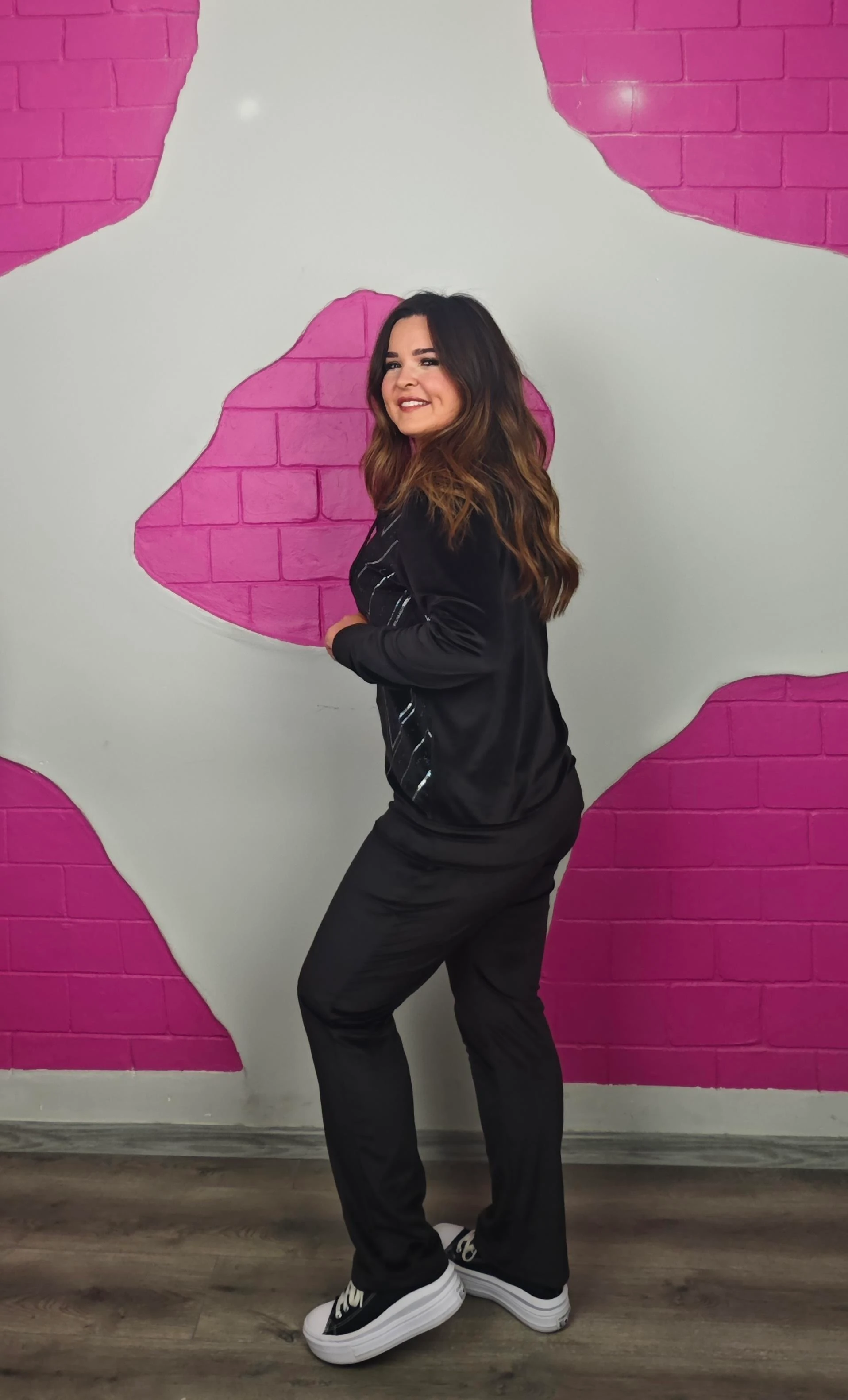 BÜYÜK BEDEN TAŞLI FERMUARLI KADİFE TAKIM