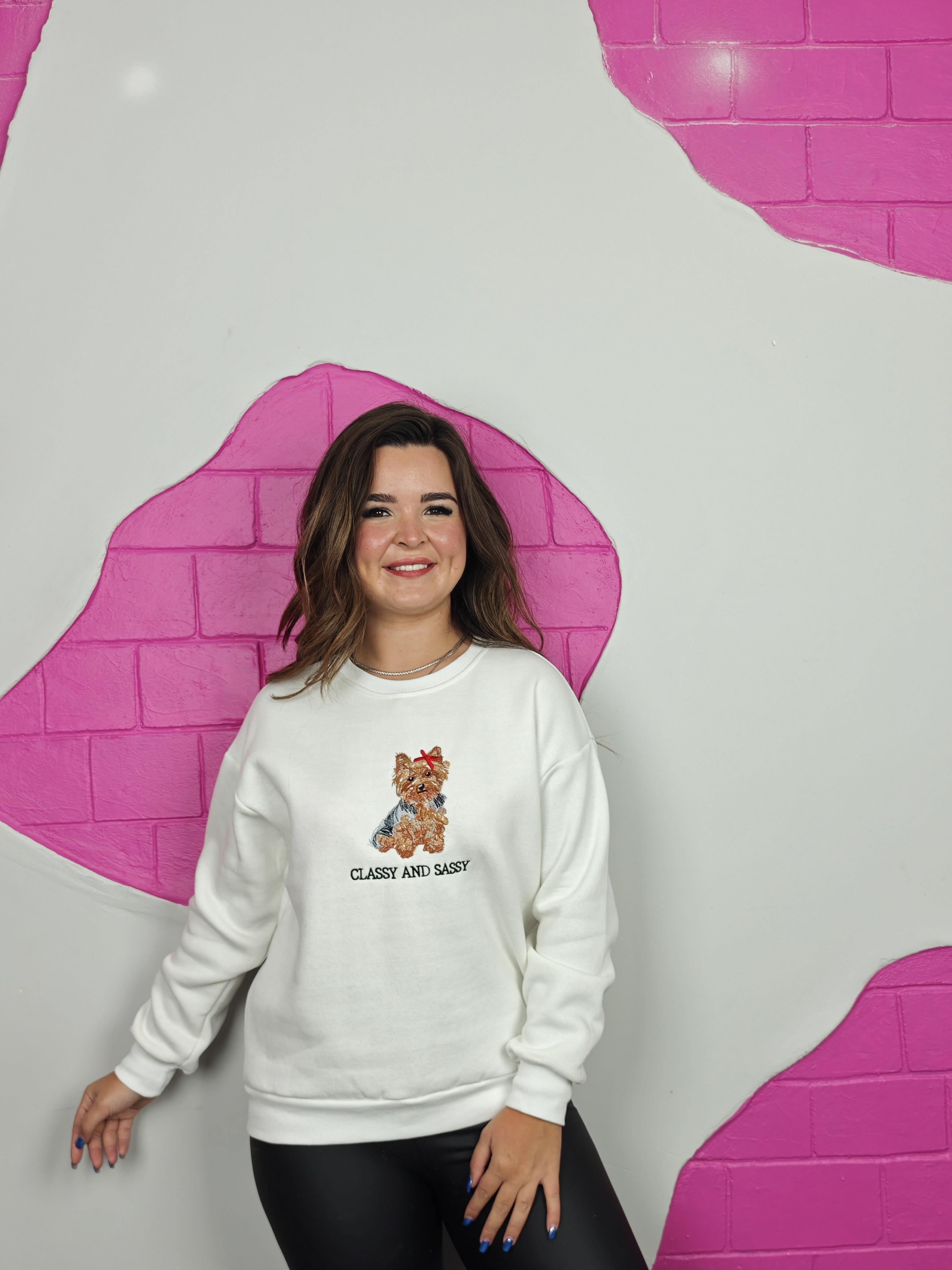 BÜYÜK BEDEN EKRU KÖPEK NAKIŞLI SWEATSHIRT
