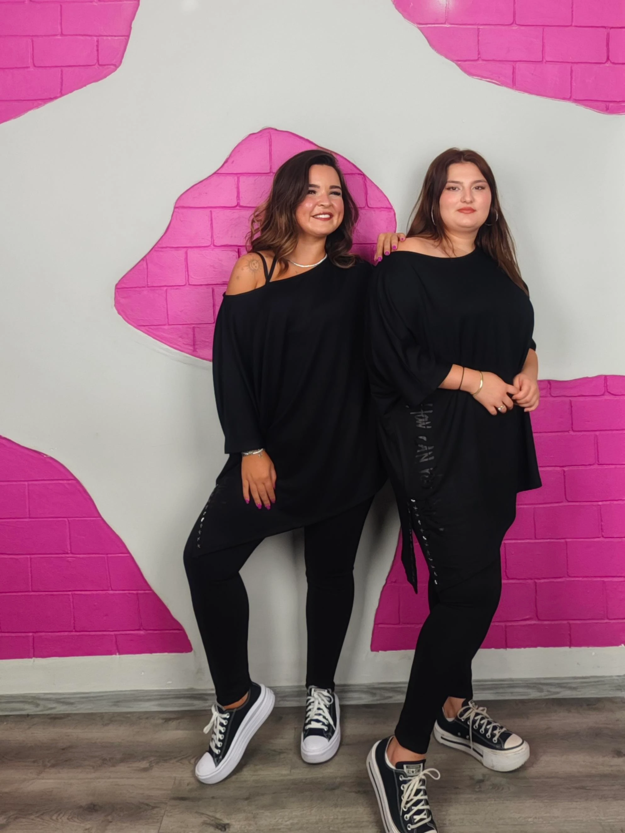 BÜYÜK BEDEN YILDIZ TROKLU BLUZ