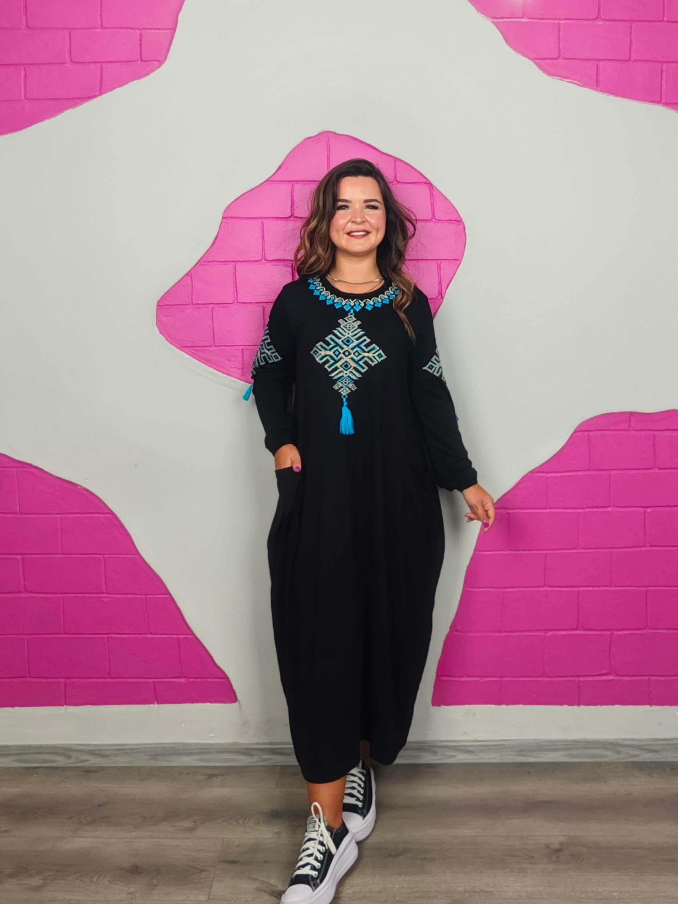 BÜYÜK BEDEN MAVİ NAKIŞLI ELBİSE