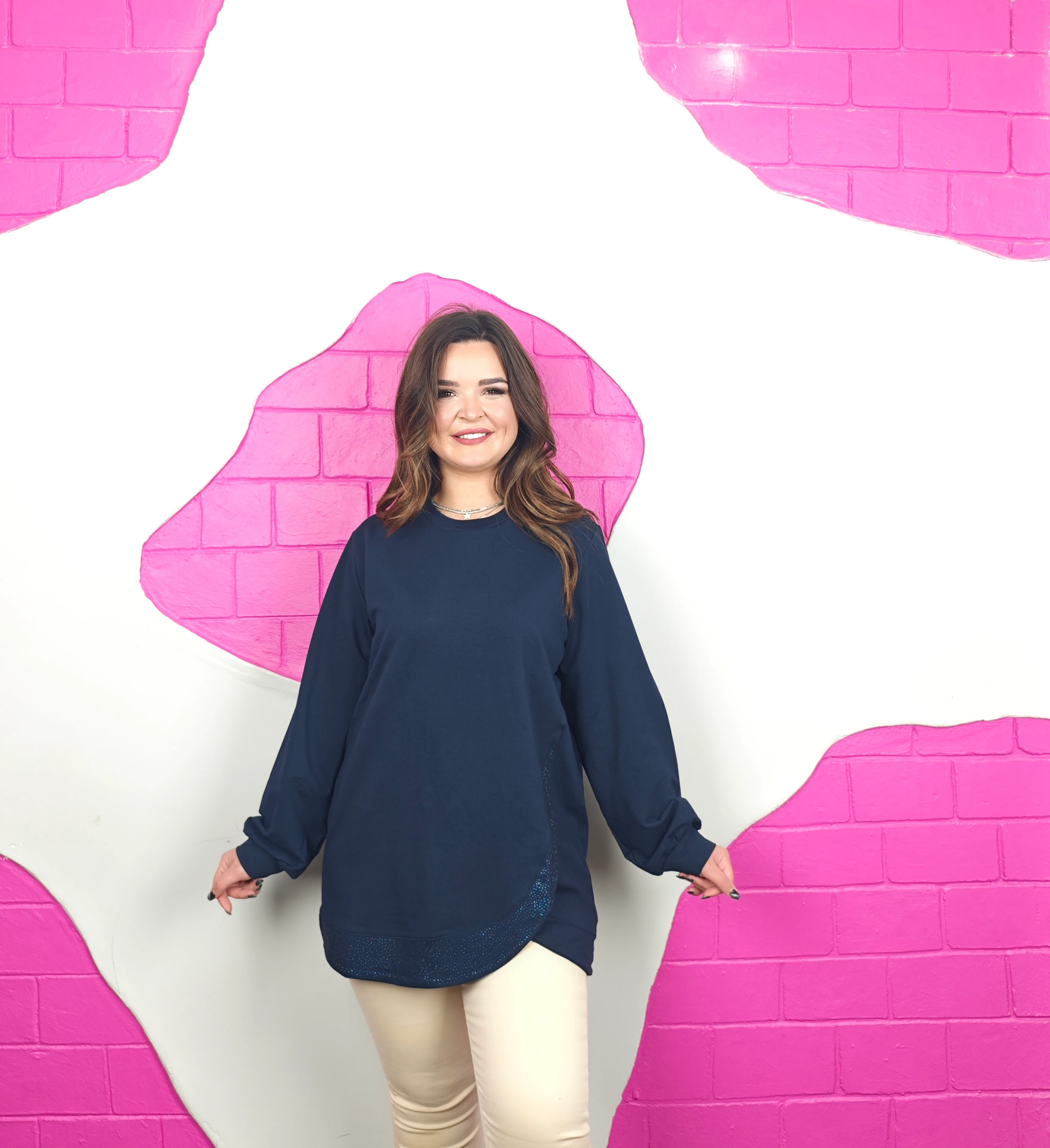 BÜYÜK BEDEN LACİVERT TAŞ DETAYLI SWEATSHIRT