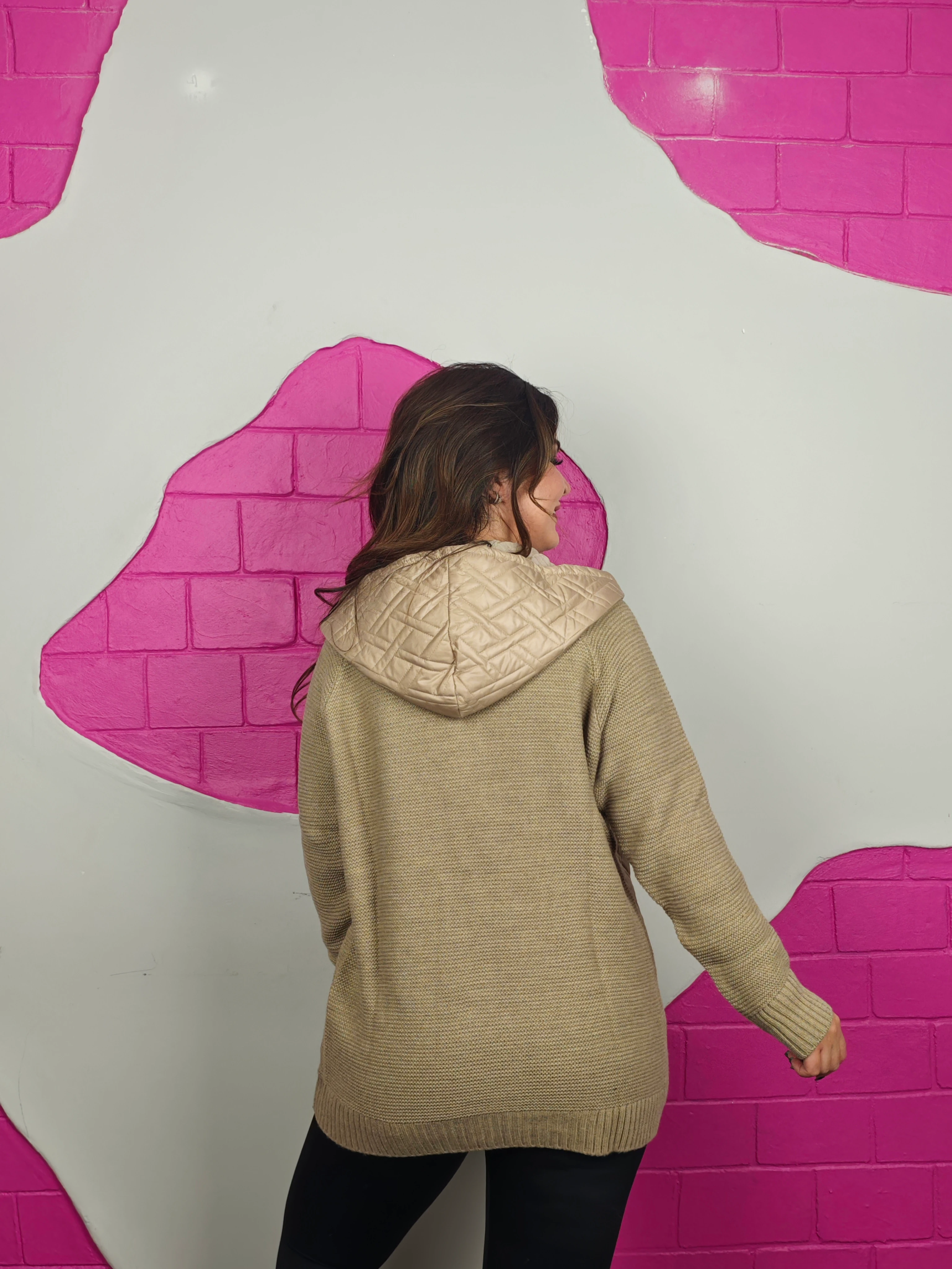 TRİKO DETAYLI TASARIM MONT