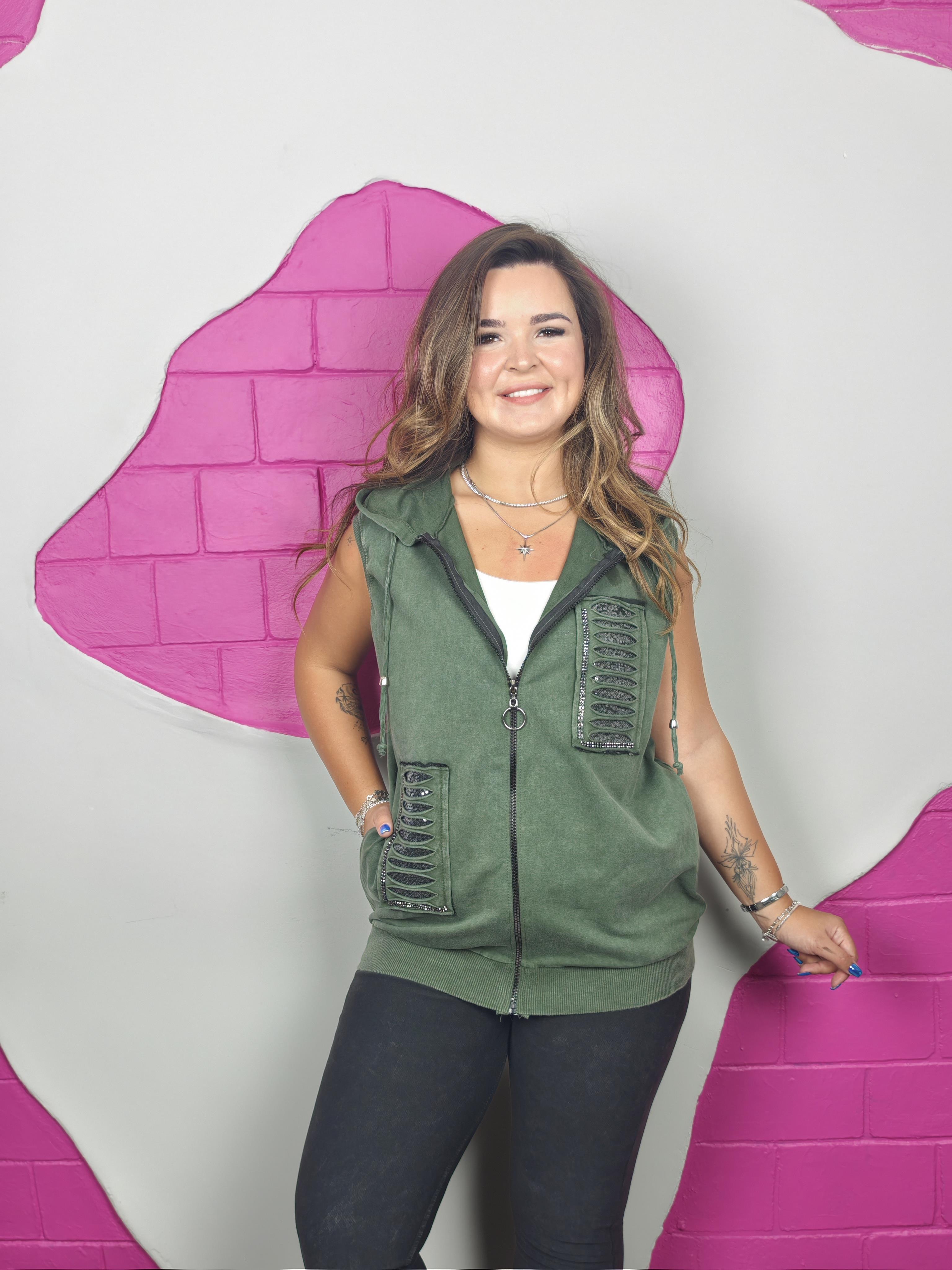 BÜYÜK BEDEN PAYETLİ KAPÜŞONLU HAKİ YELEK 24 EYLÜL KARGO ÖN SİPARİŞ