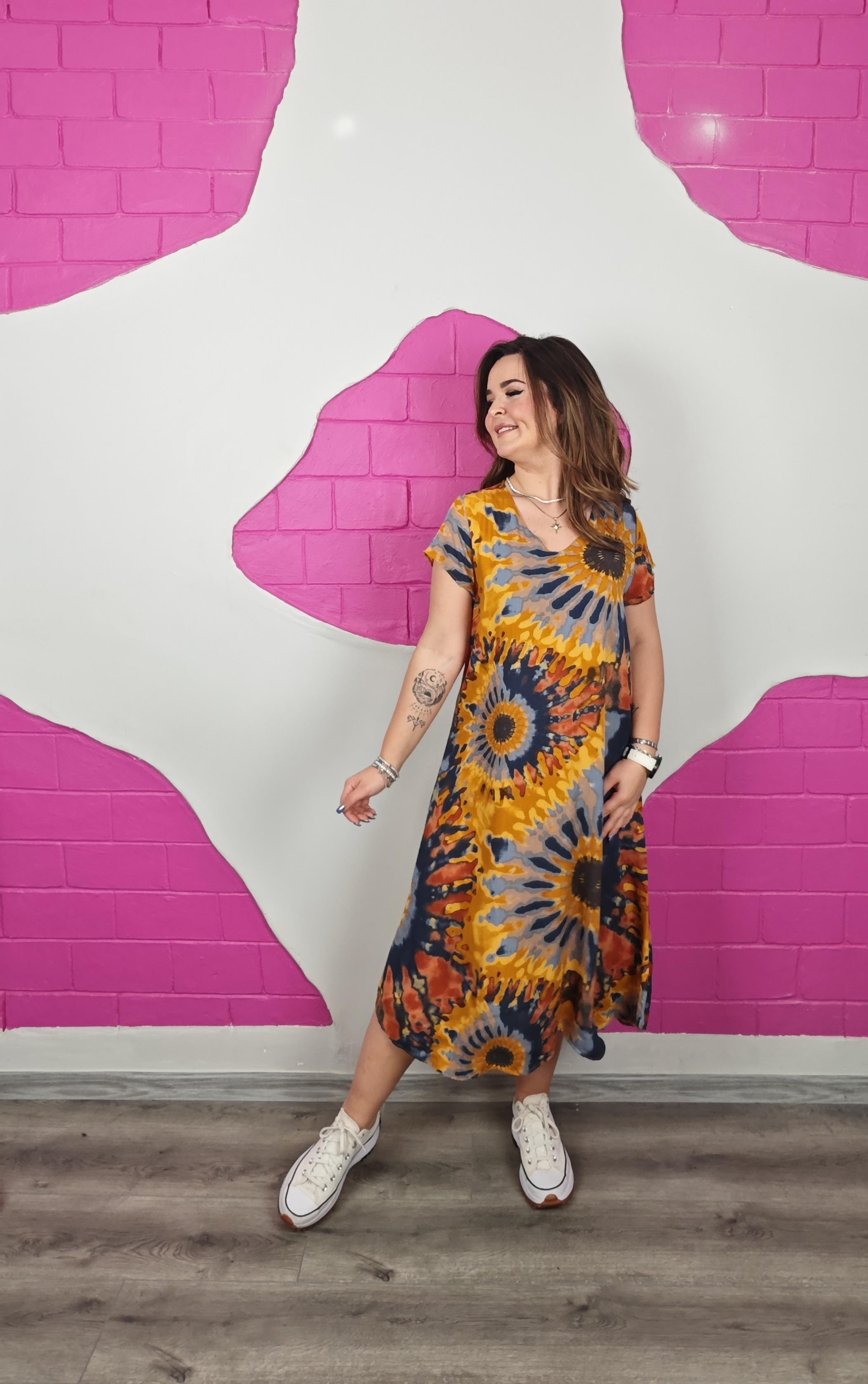 BÜYÜK BEDEN BATİK HARDAL VİSKON ELBİSE