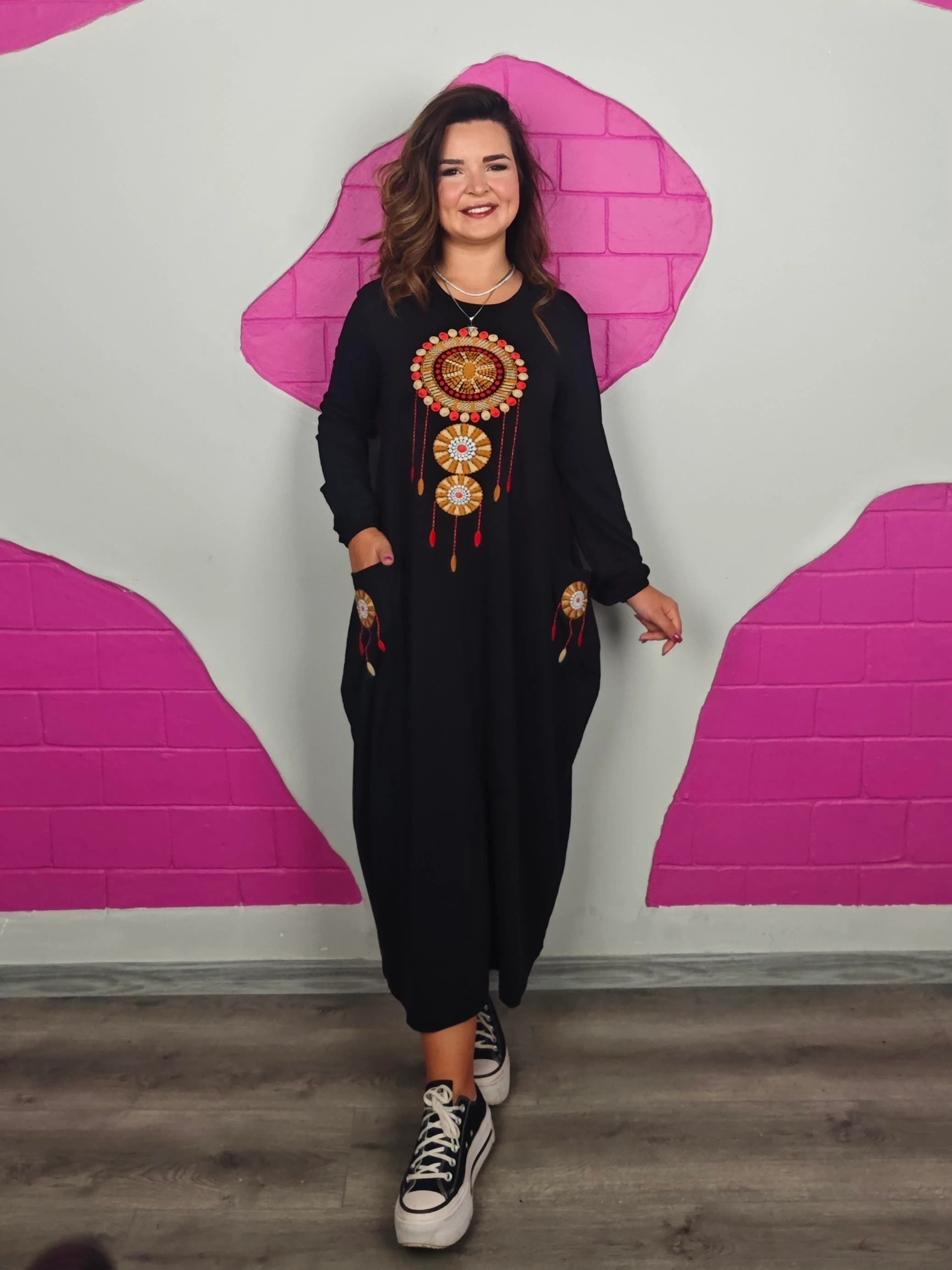 BÜYÜK BEDEN UZUN KOL NAKIŞLI ELBİSE