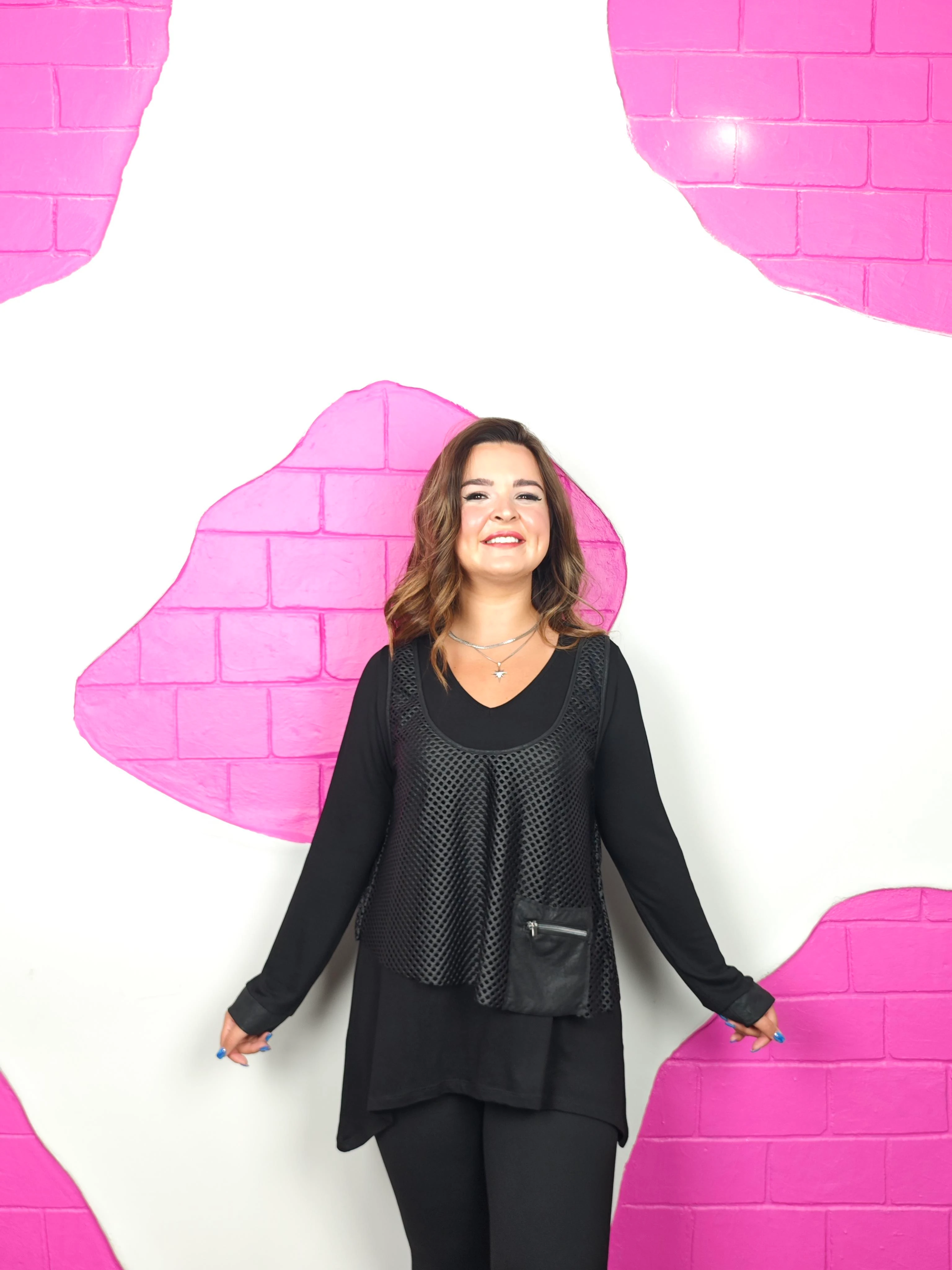 BÜYÜK BEDEN SİYAH YELEKLİ BLUZ