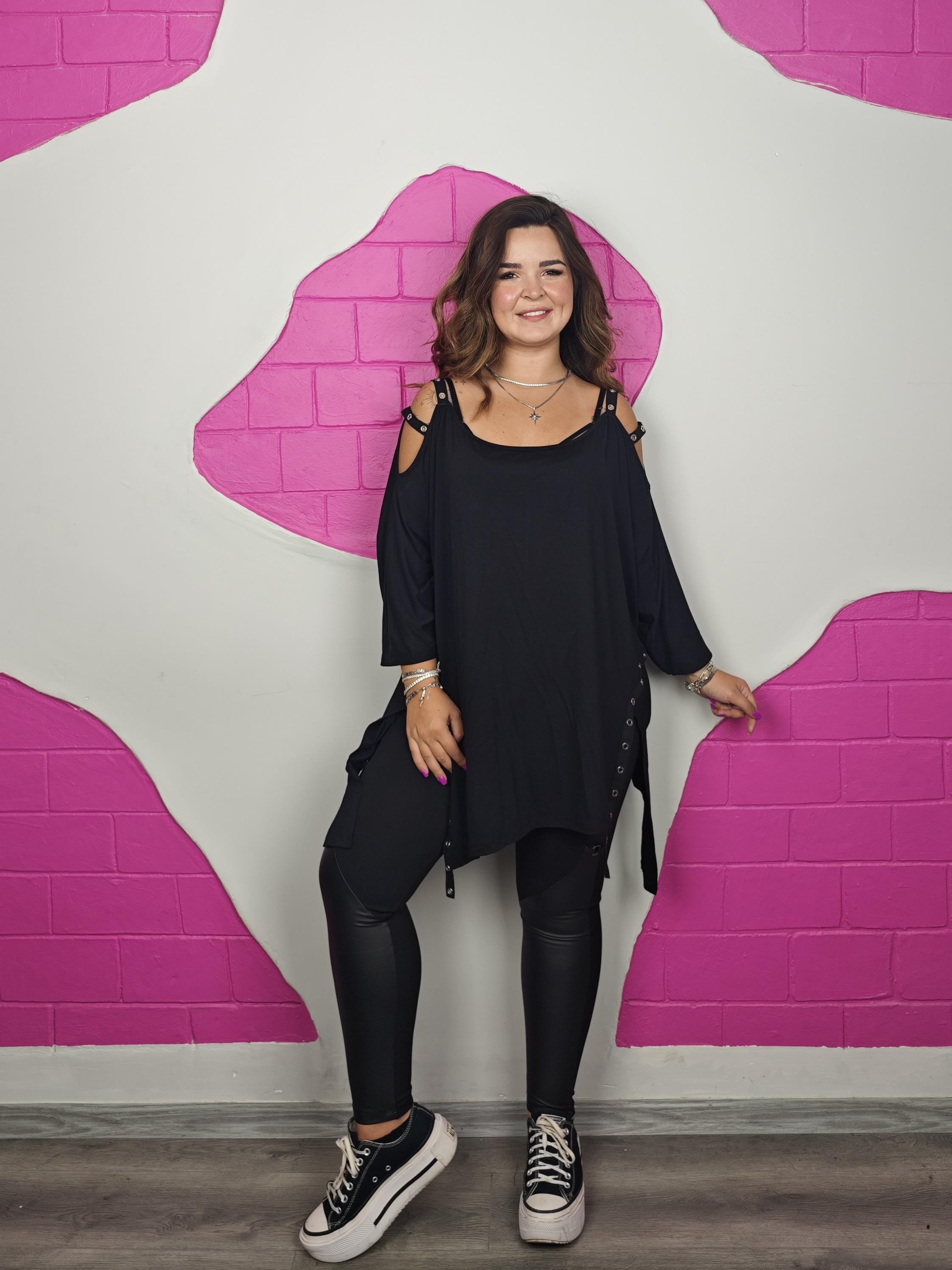 BÜYÜK BEDEN KUŞGÖZÜ DETAYLI TASARIM BLUZ