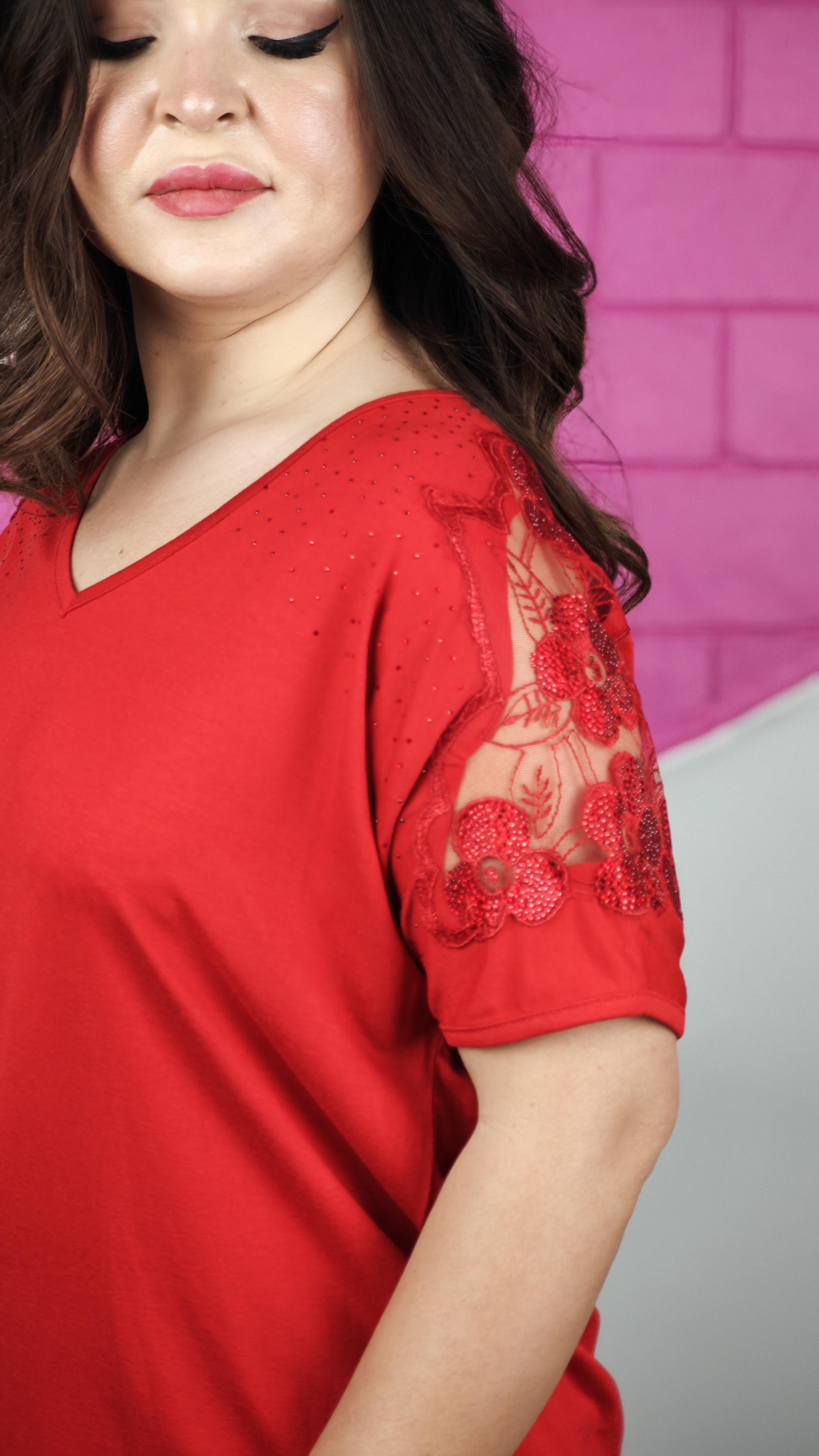 BÜYÜK BEDEN KIRMIZI OMUZ DEKOLTELİ BLUZ