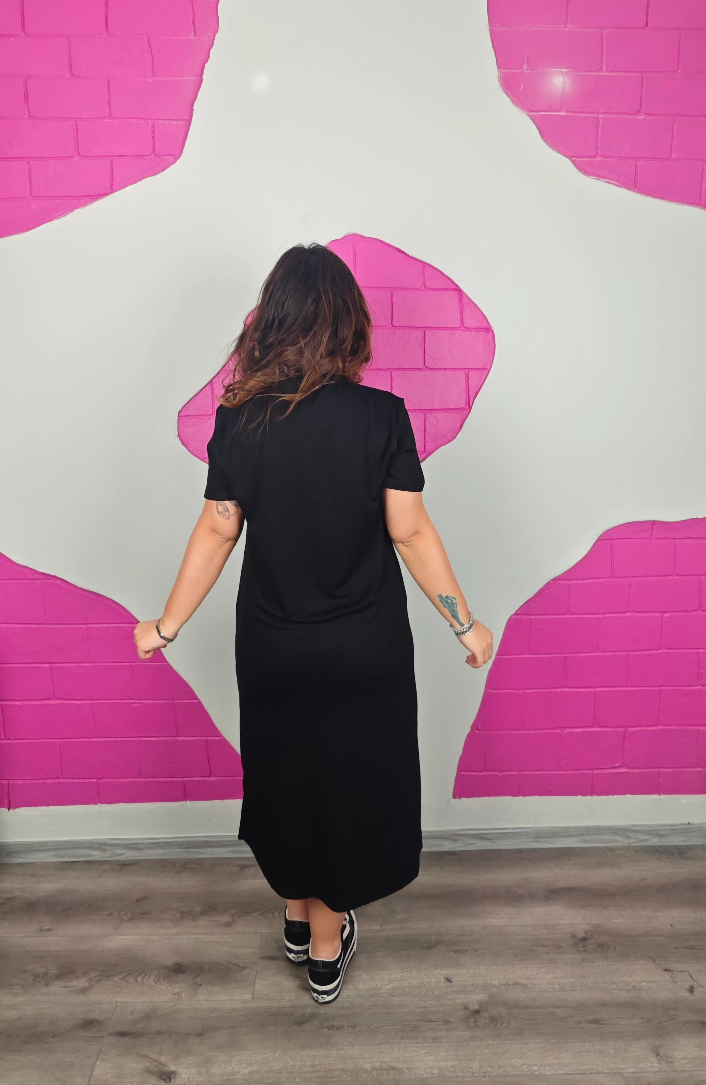 BÜYÜK BEDEN SİYAH ÇIMALI ELBİSE