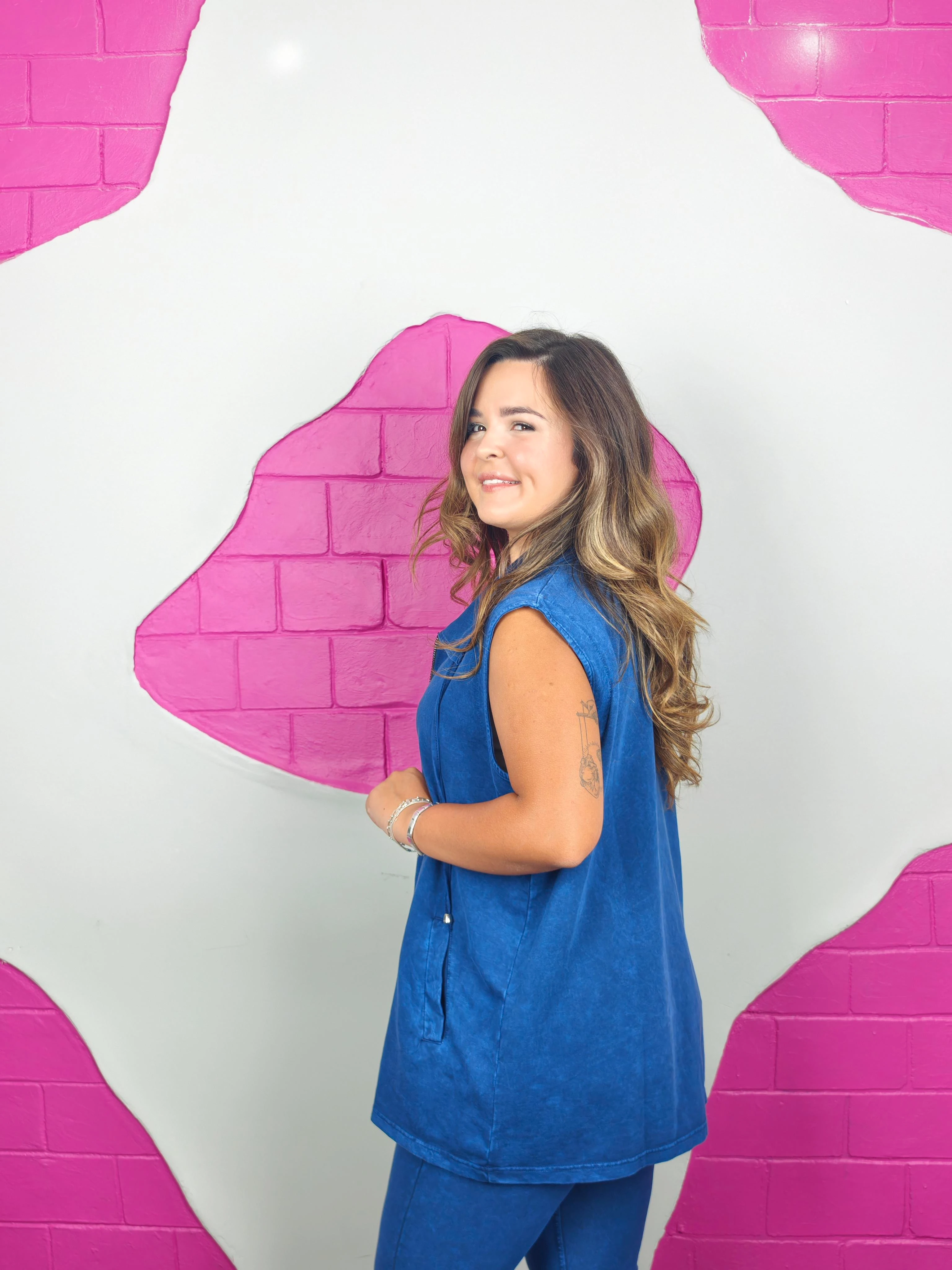 BÜYÜK BEDEN MAVİ YIKAMALI YELEK