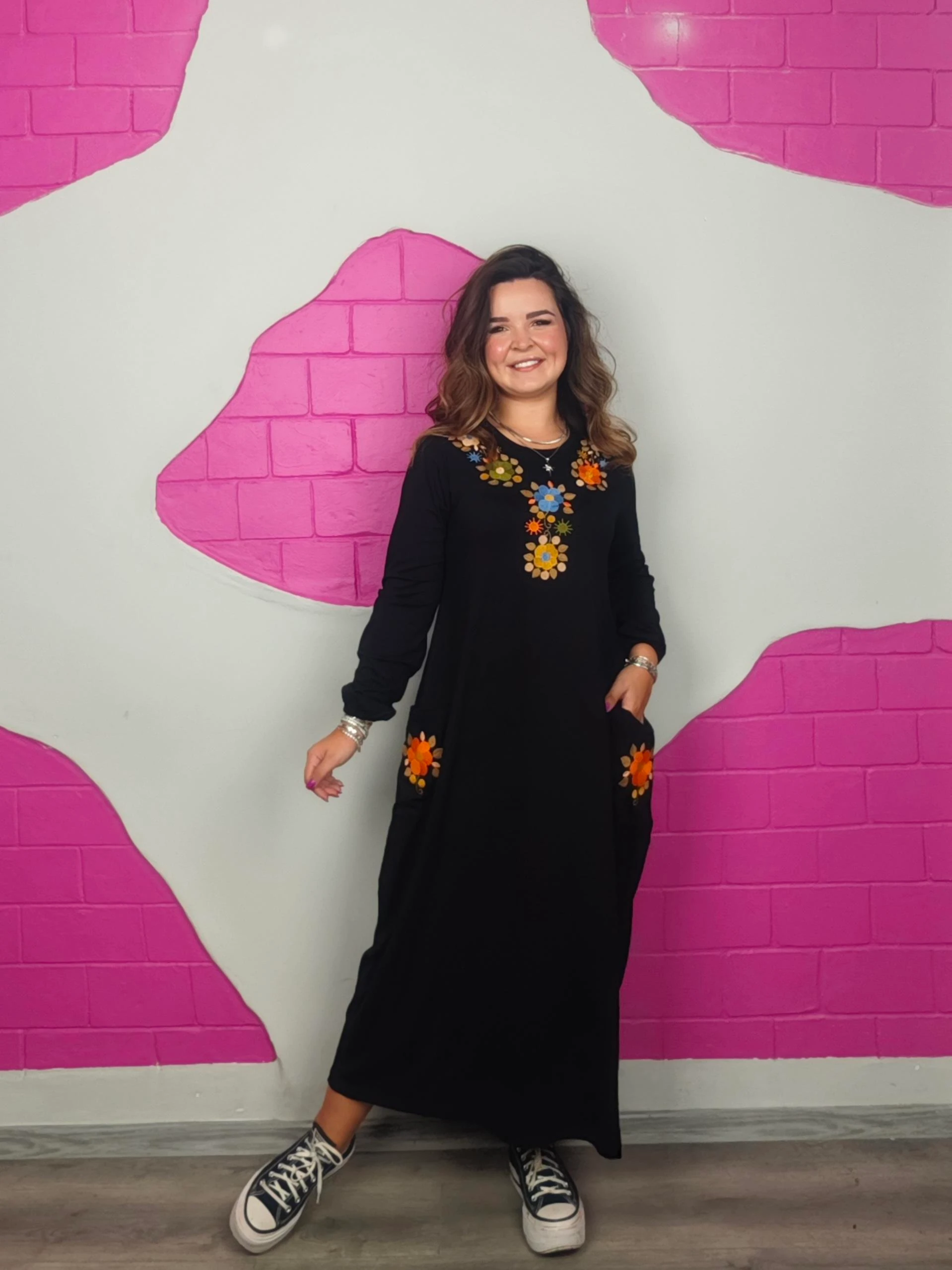 BÜYÜK BEDEN UZUN KOL ÇİÇEK NAKIŞLI ELBİSE 130CM BOY