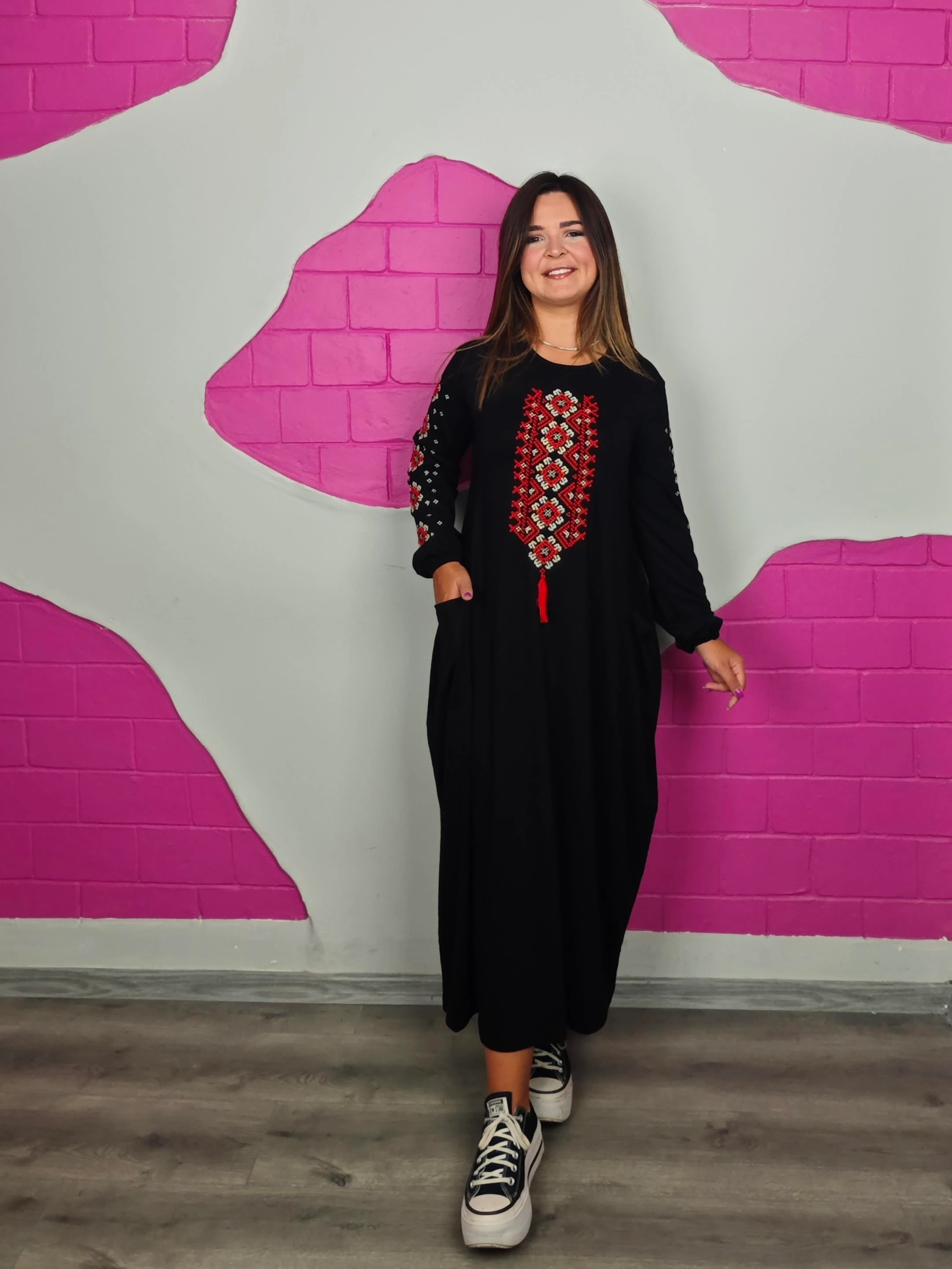 BÜYÜK BEDEN KIRMIZI NAKIŞLI ELBİSE