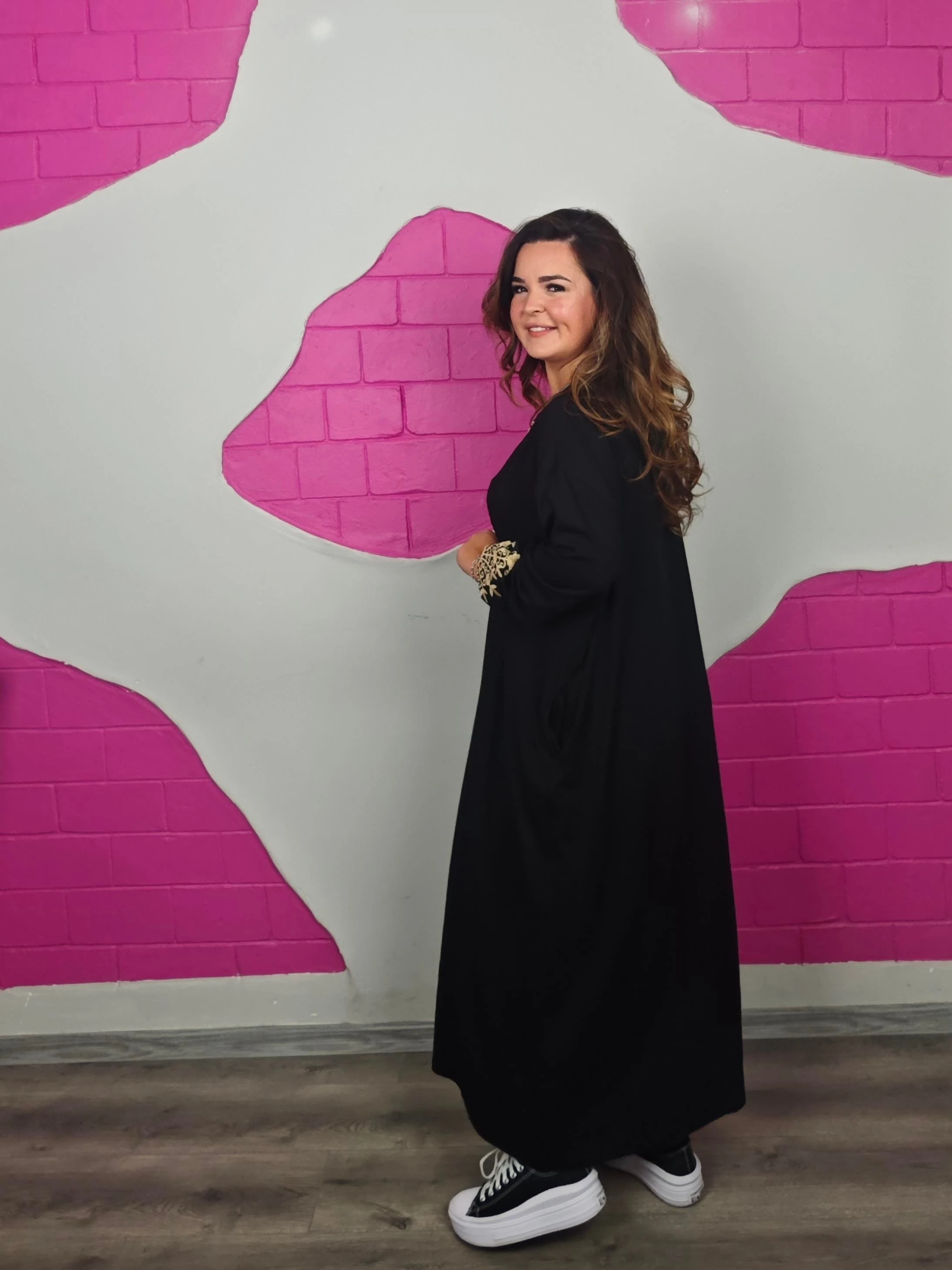 BÜYÜK BEDEN BATTAL KOL UCU NAKIŞLI ELBİSE