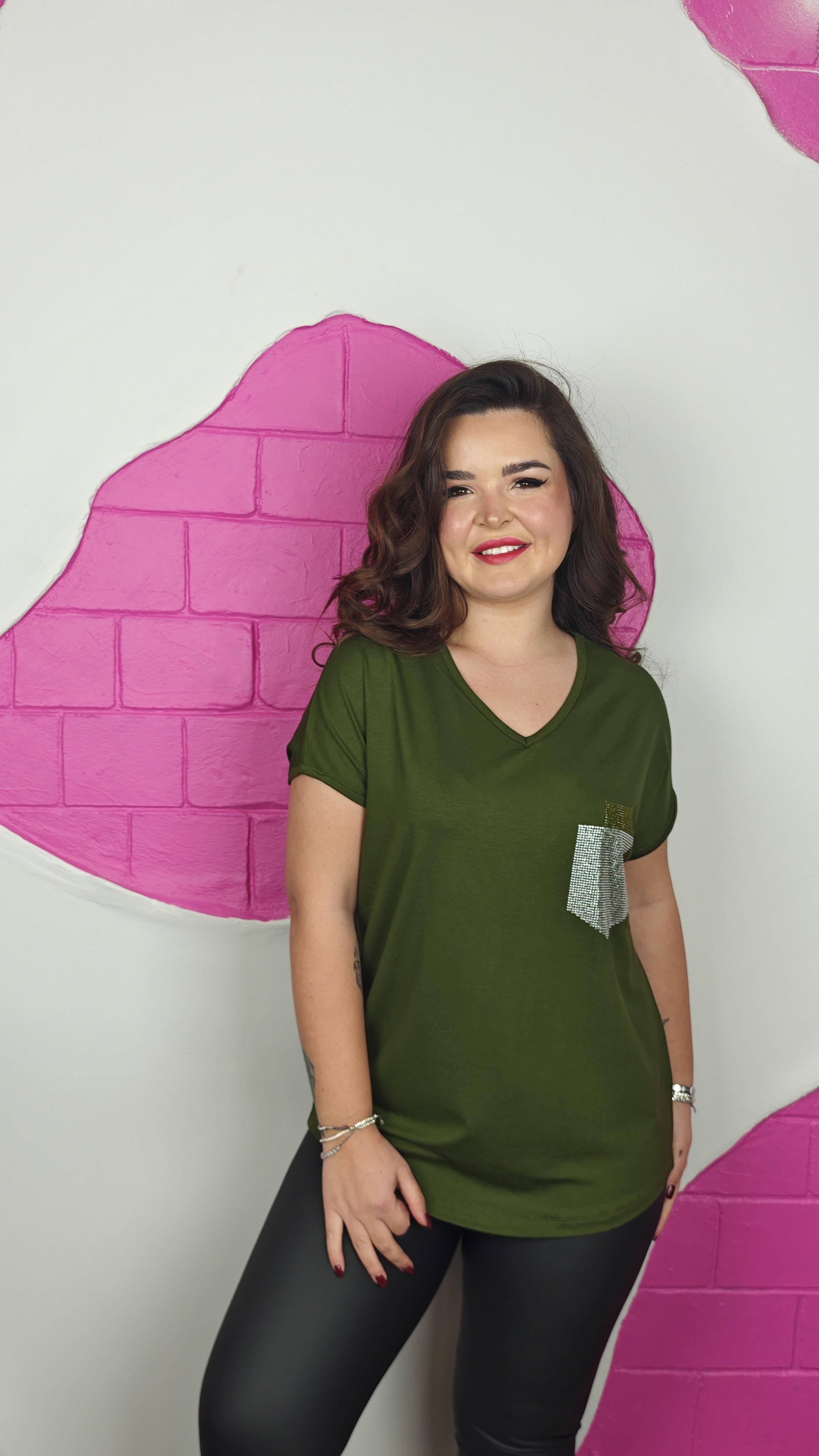 BÜYÜK BEDEN HAKİ CEBİ TAŞLI BLUZ