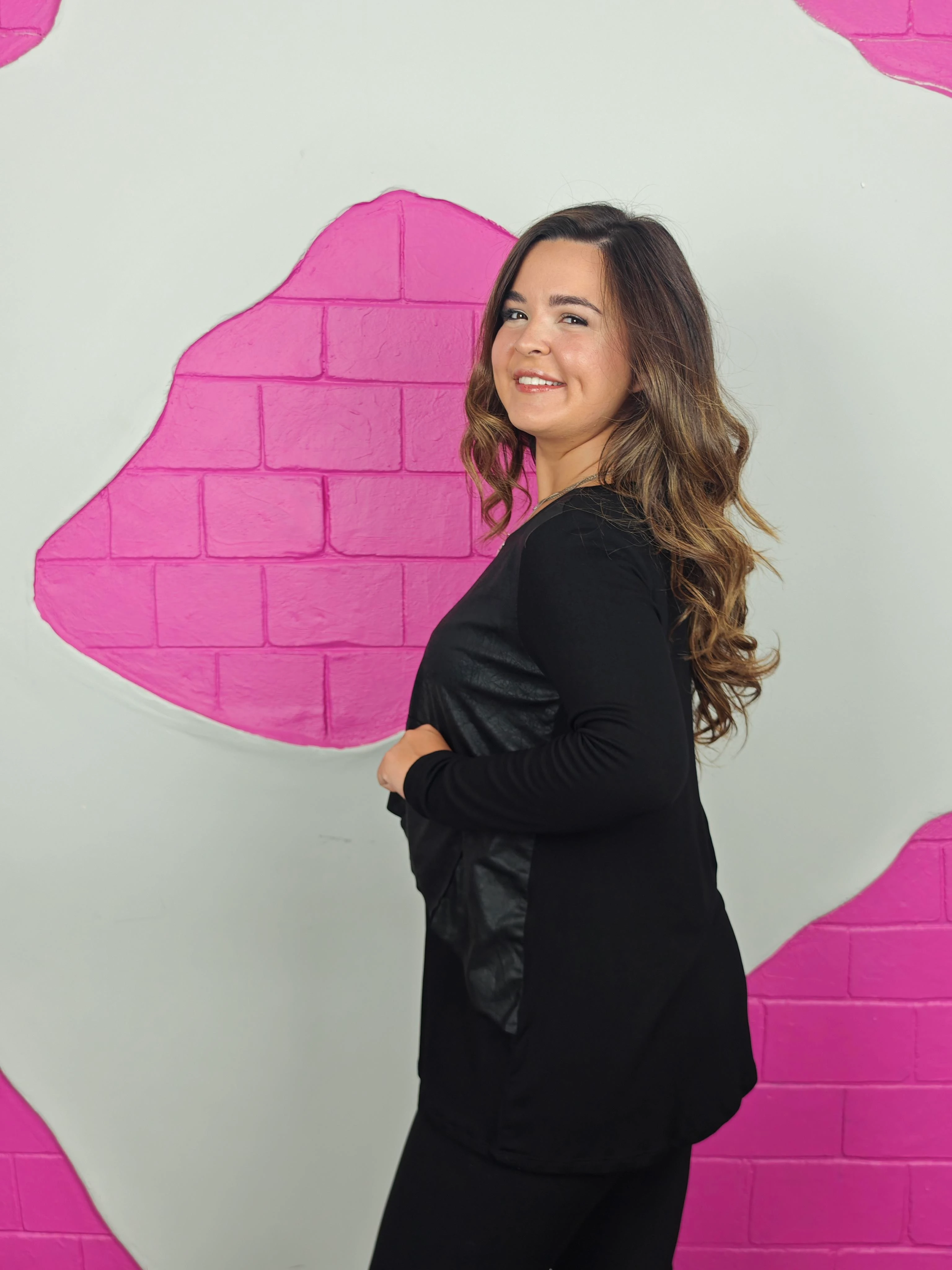 BÜYÜK BEDEN DERİLİ FERMUAR DETAYLI BLUZ