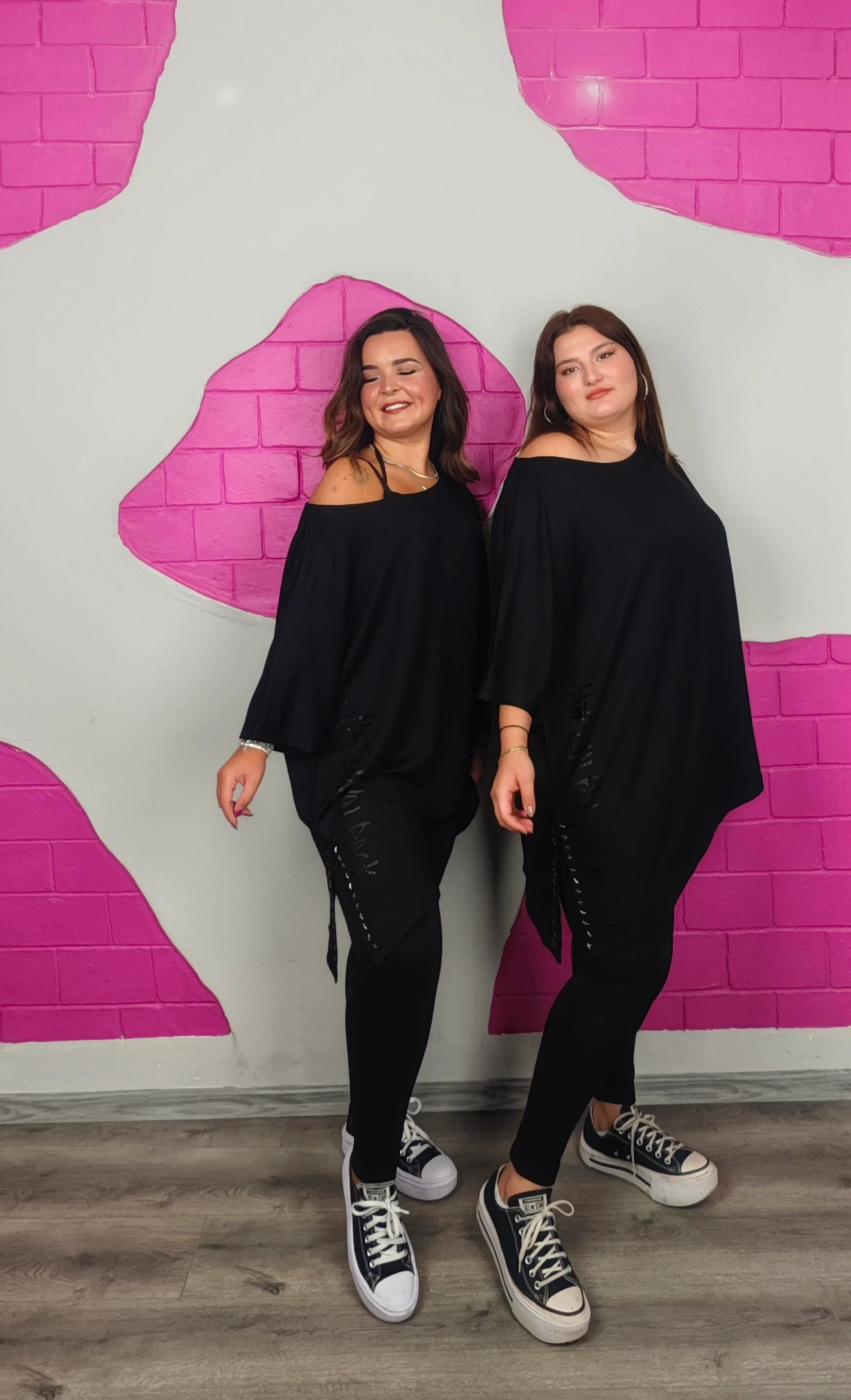 BÜYÜK BEDEN YILDIZ TROKLU BLUZ