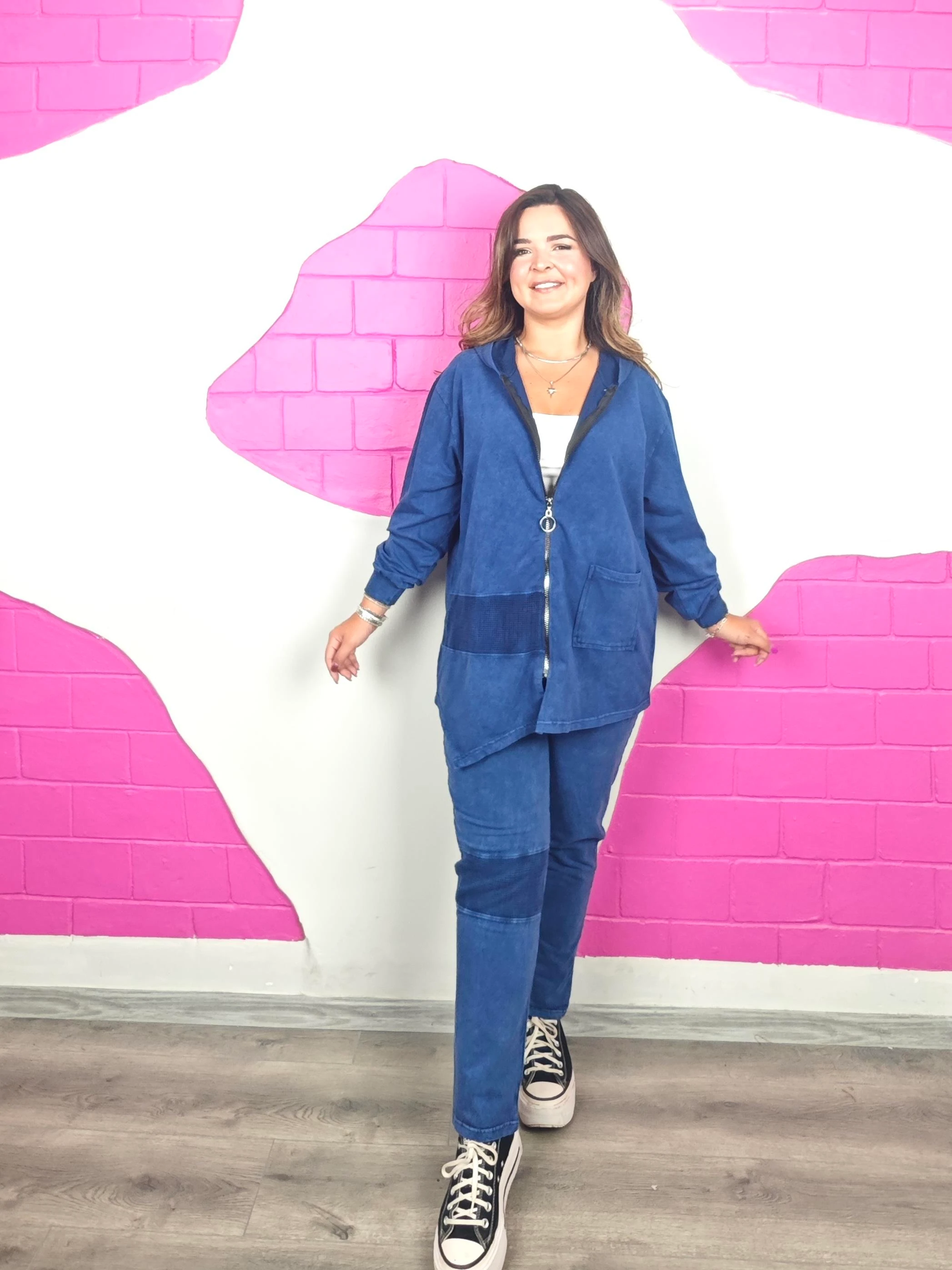 BÜYÜK BEDEN LACİVERT FİLELİ YIKAMALI TAKIM