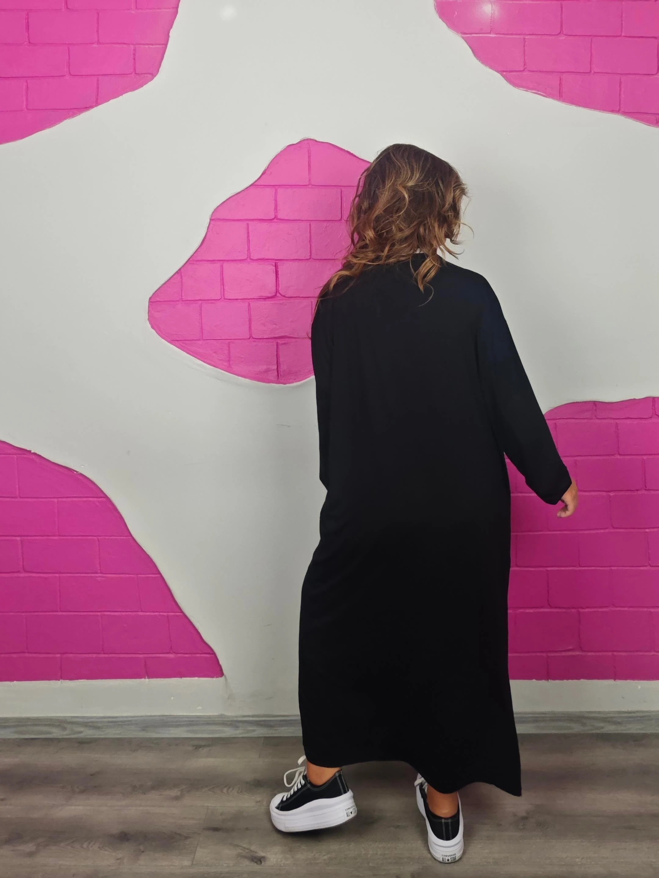 BÜYÜK BEDEN BATTAL SİYAH YAPRAKLI ELBİSE