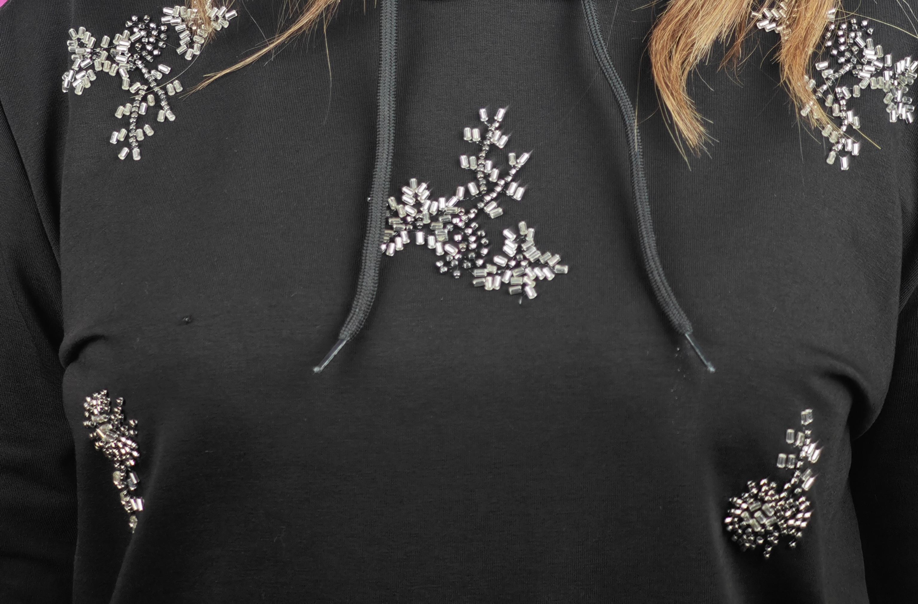 BÜYÜK BEDEN BONCUKLU EŞOFMAN TAKIM