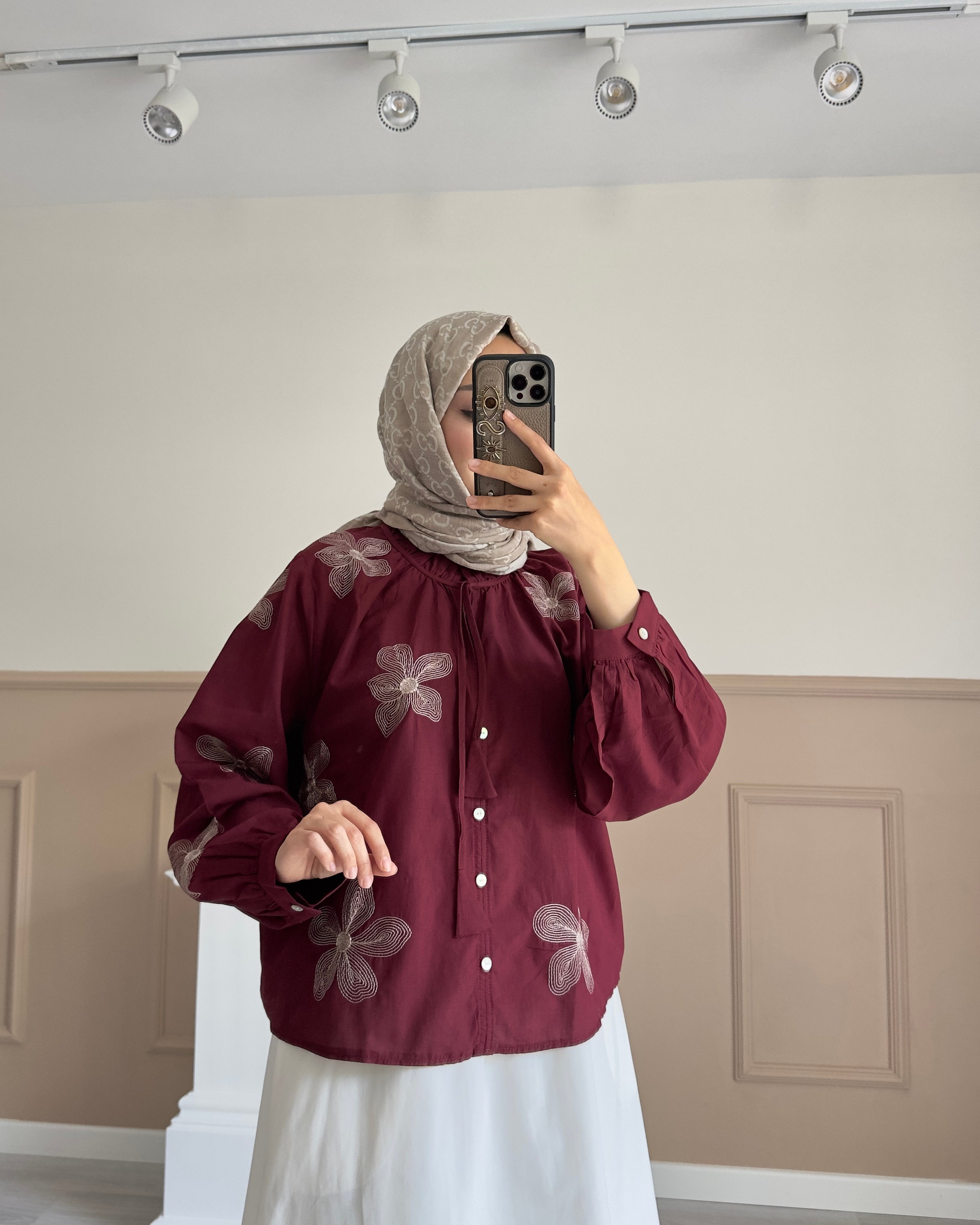 NAKIŞLI BLUZ-BORDO
