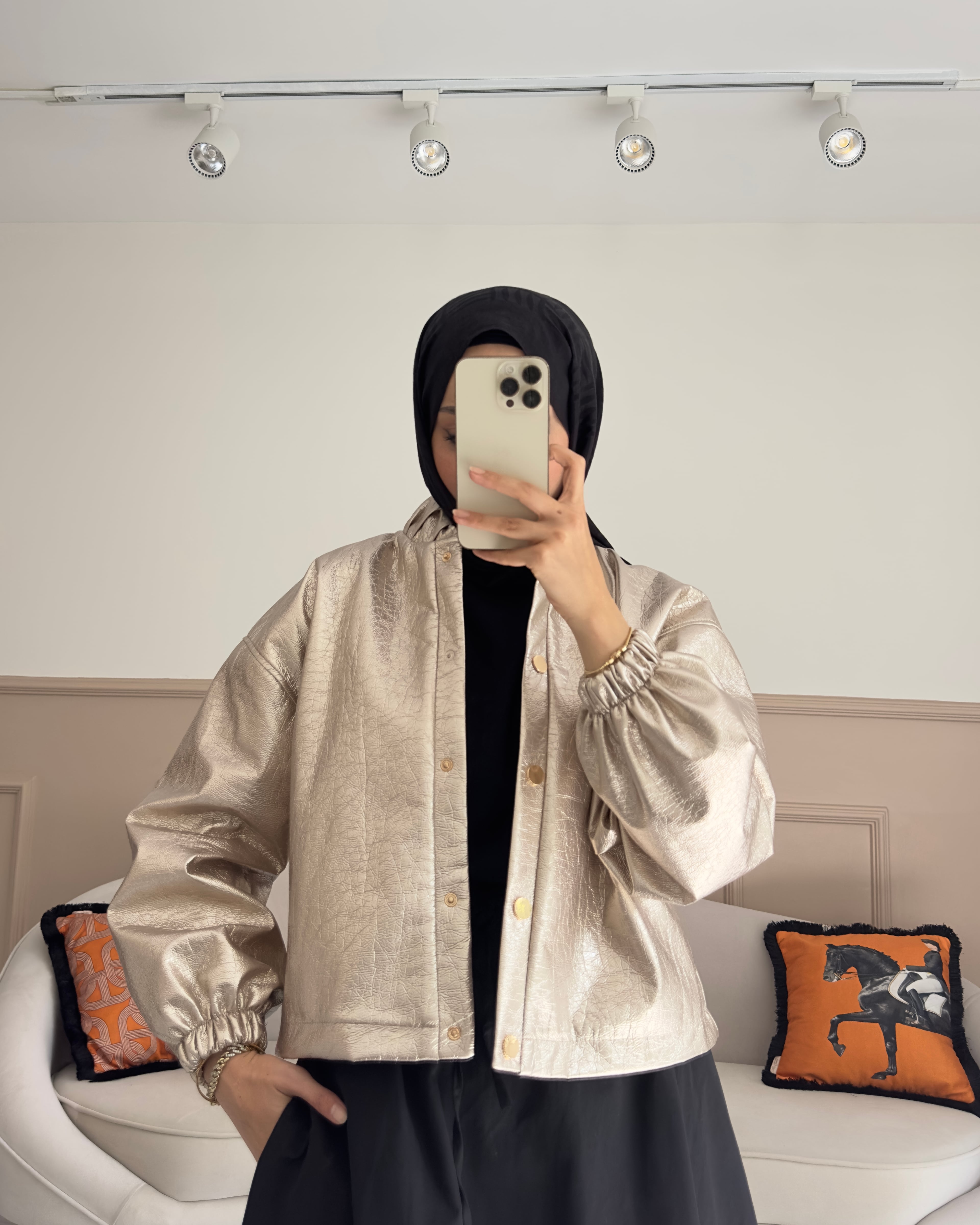 GOLD BOMBER CEKET