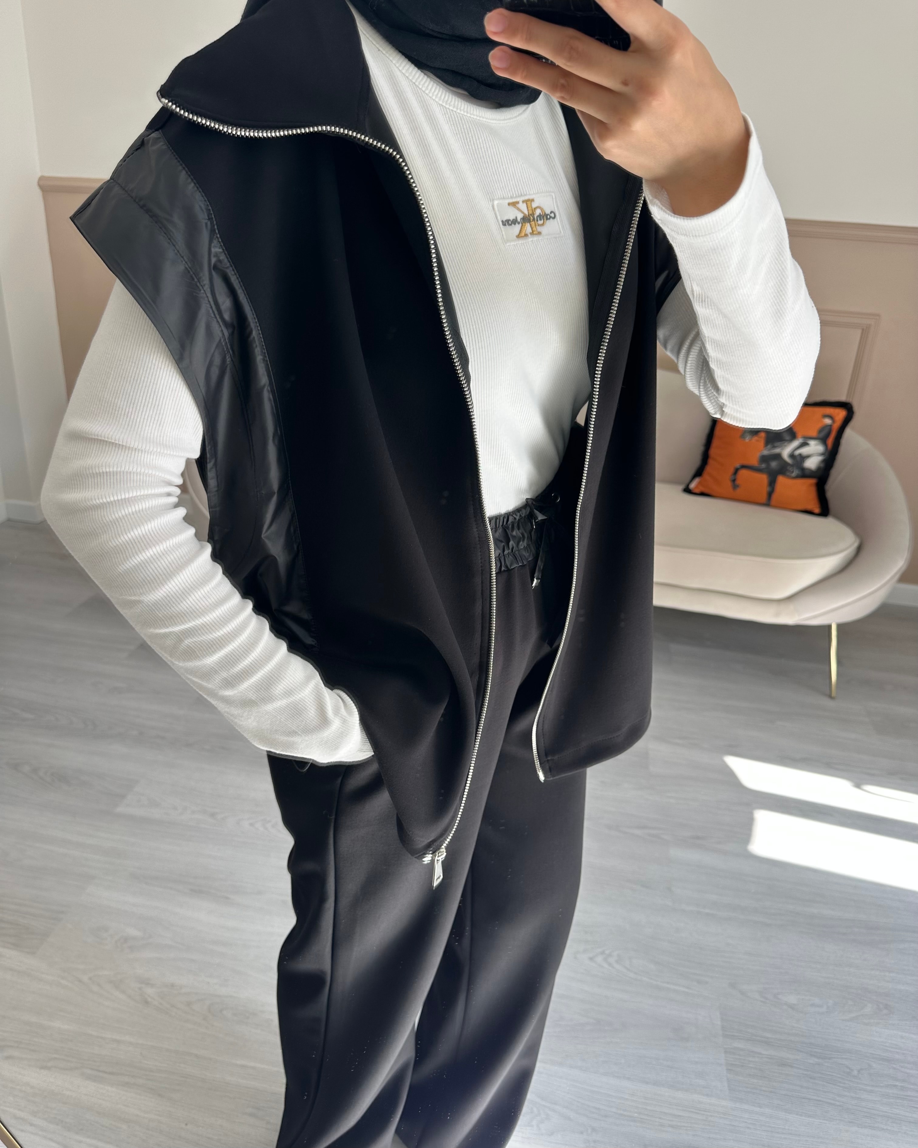 YELEKLİ MARKA TAKIM SİYAH