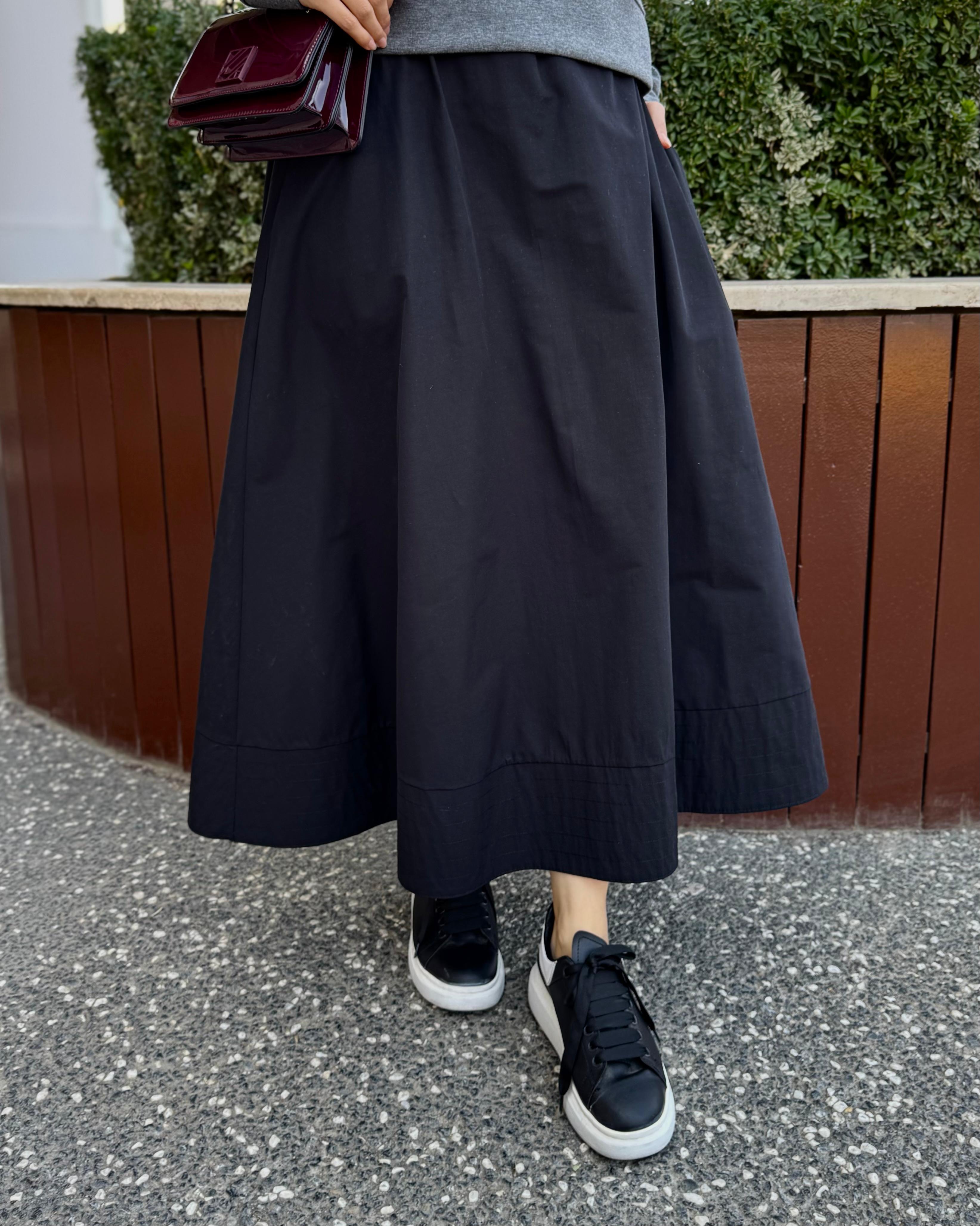 PERVAZLI ETEK SİYAH