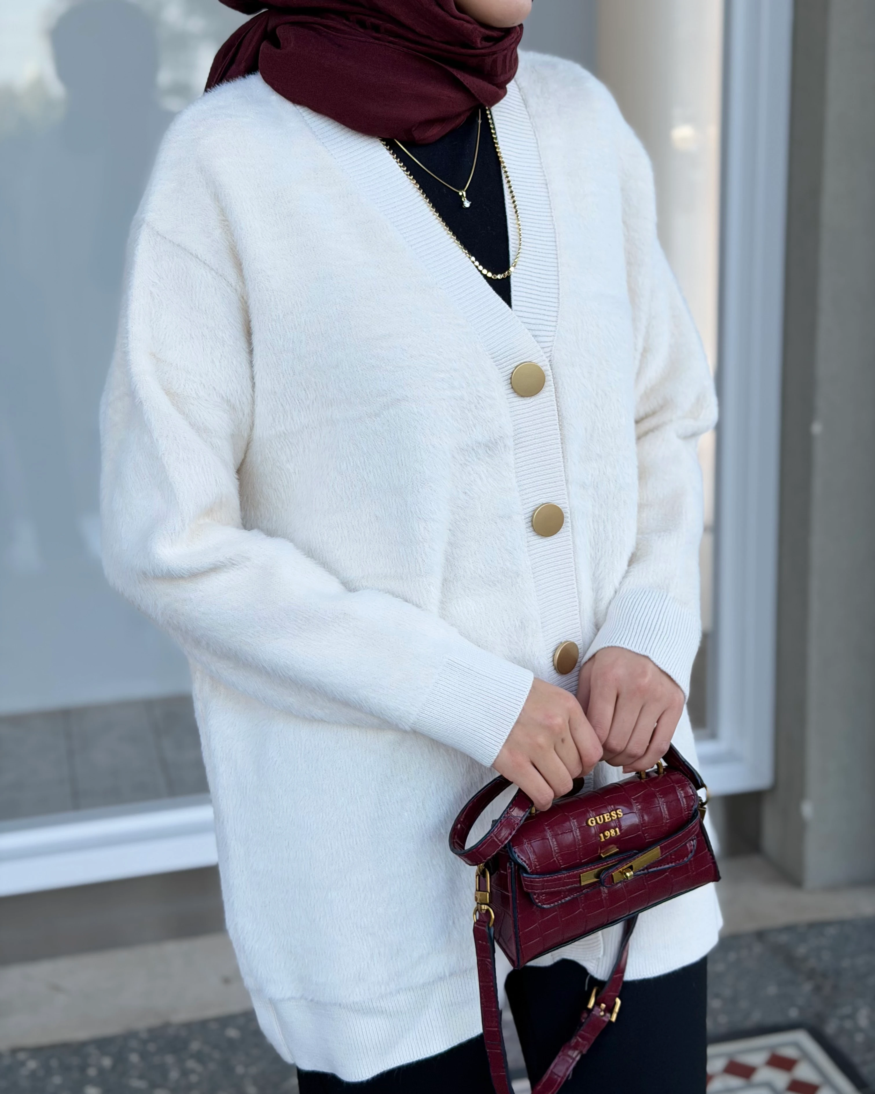 ANGORA DÜĞMELİ HIRKA EKRU