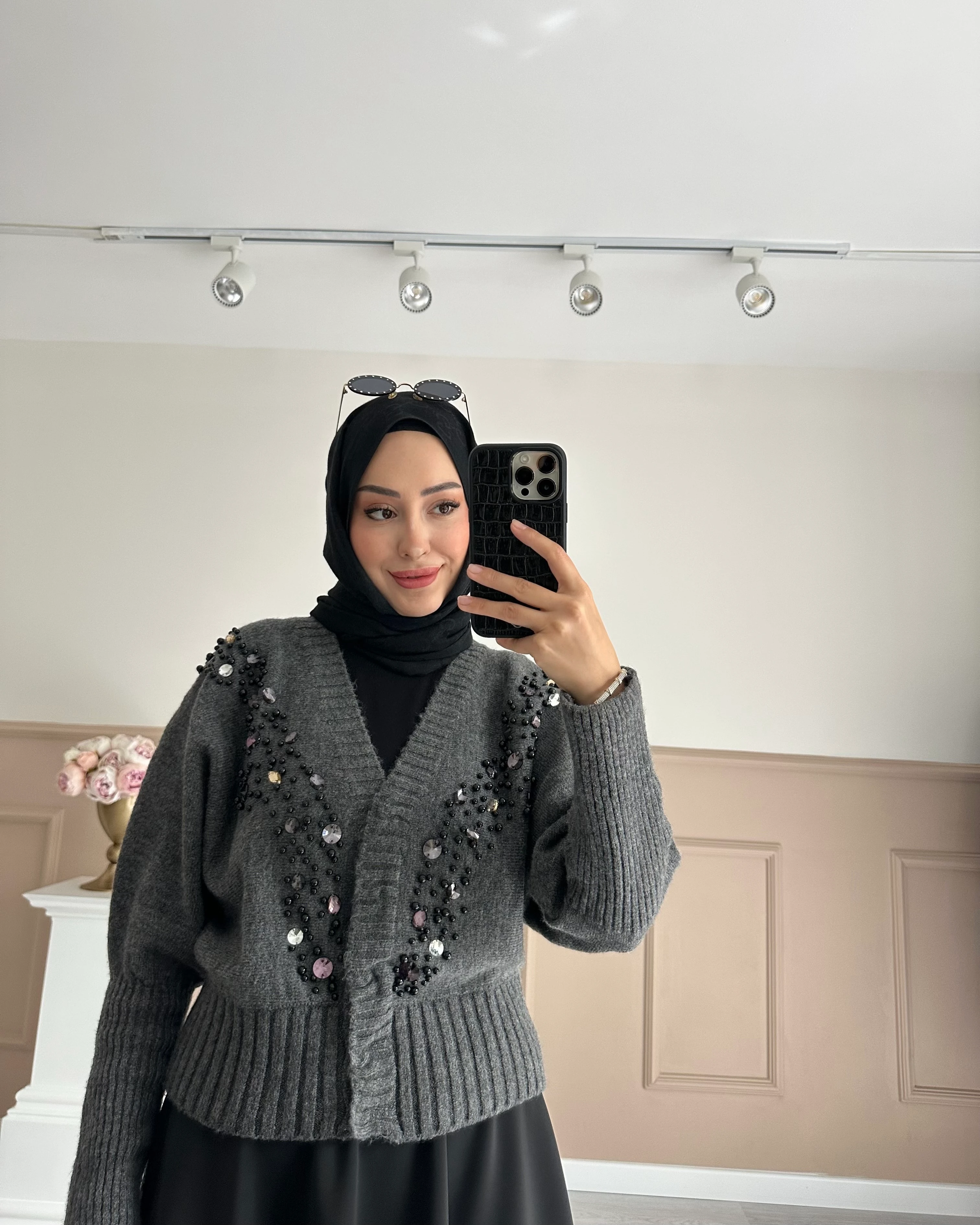 LORA TAŞ DETAYLI HIRKA-GRİ (ön sipariş 25 Kasım)