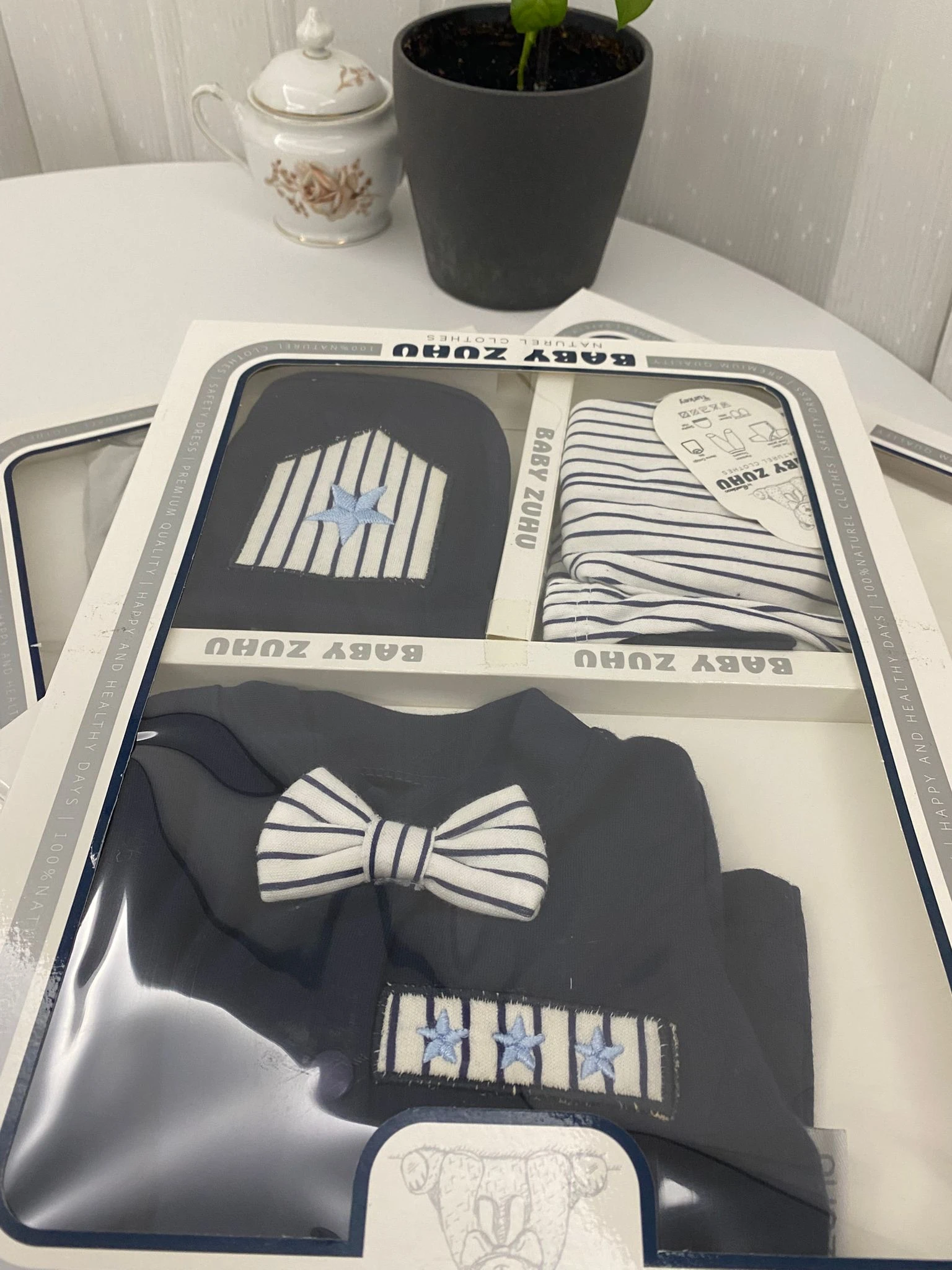 Yeni doğan erkek bebek