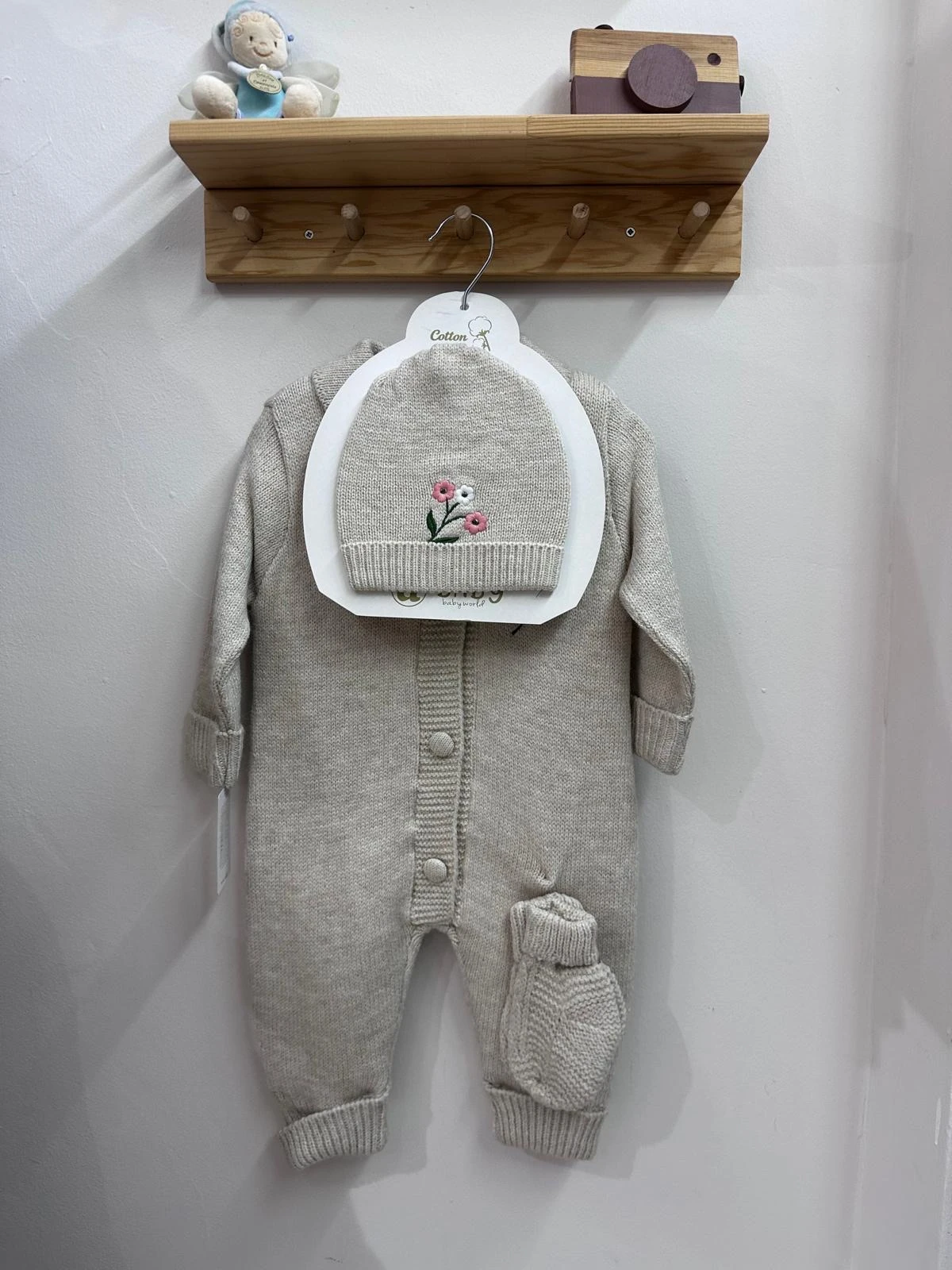 Çiçekli bereli tulum 