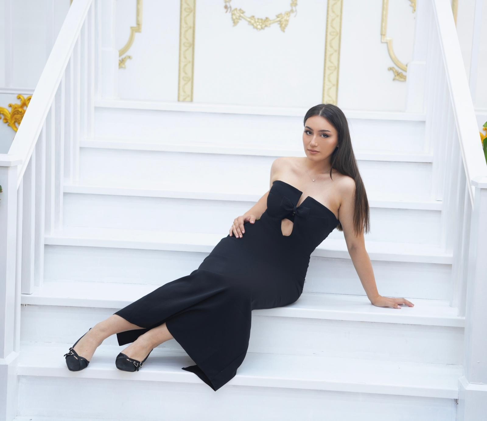 Fiyonk detaylı elbise