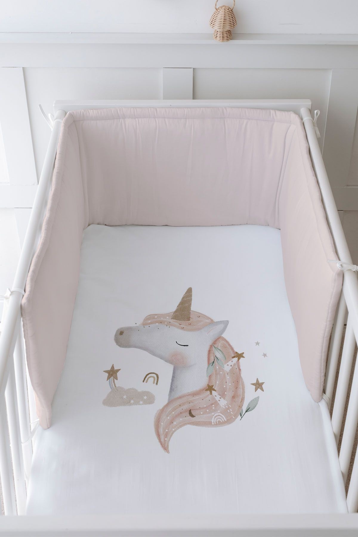 Bebek Başucu Koruyucu ve Baskılı Çarşaflı Uyku Seti - Royal Serisi - Unicorn Dream