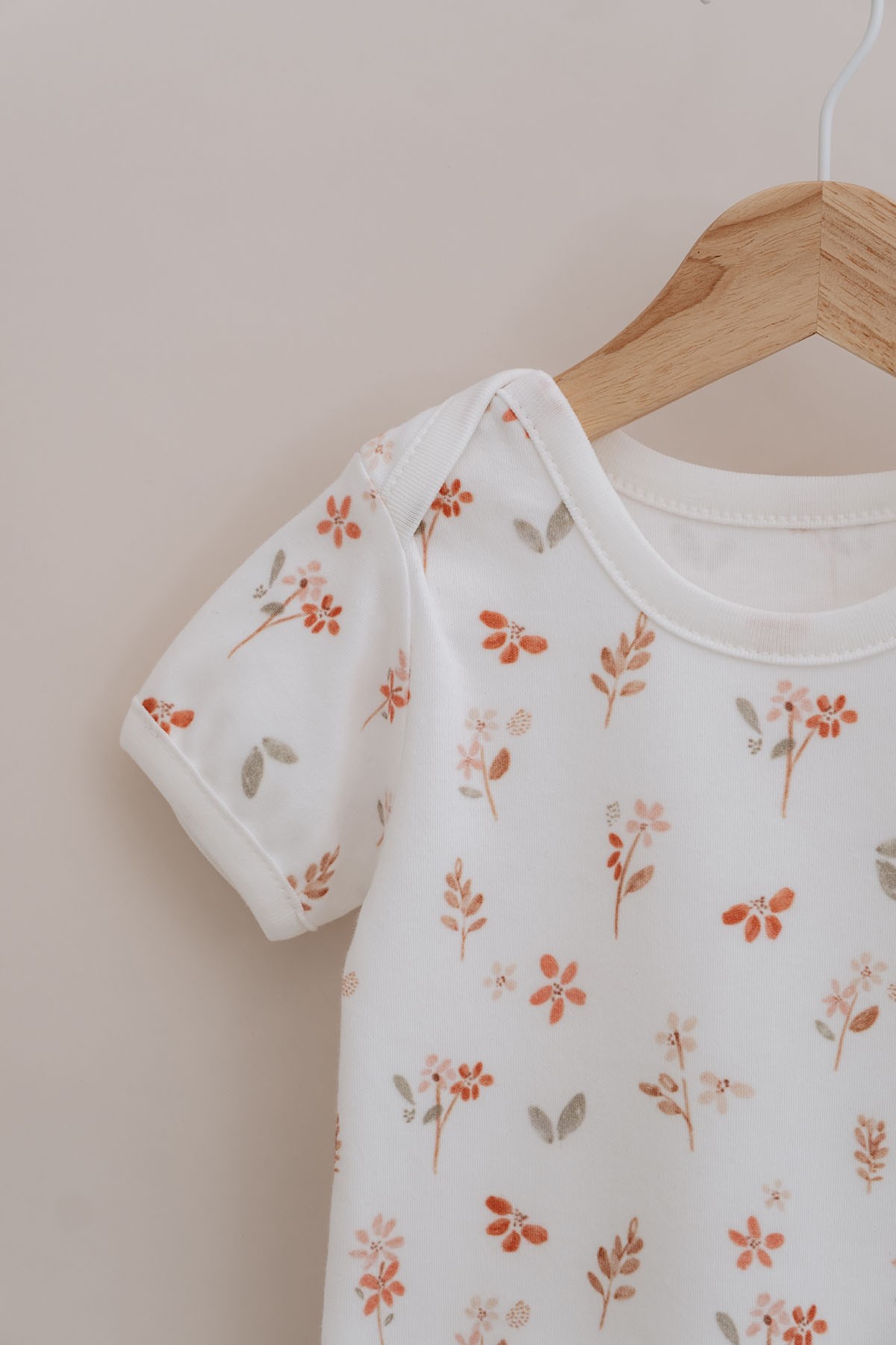 Kısa Kollu Bebek Body - Pureline Series - Soft Bloom