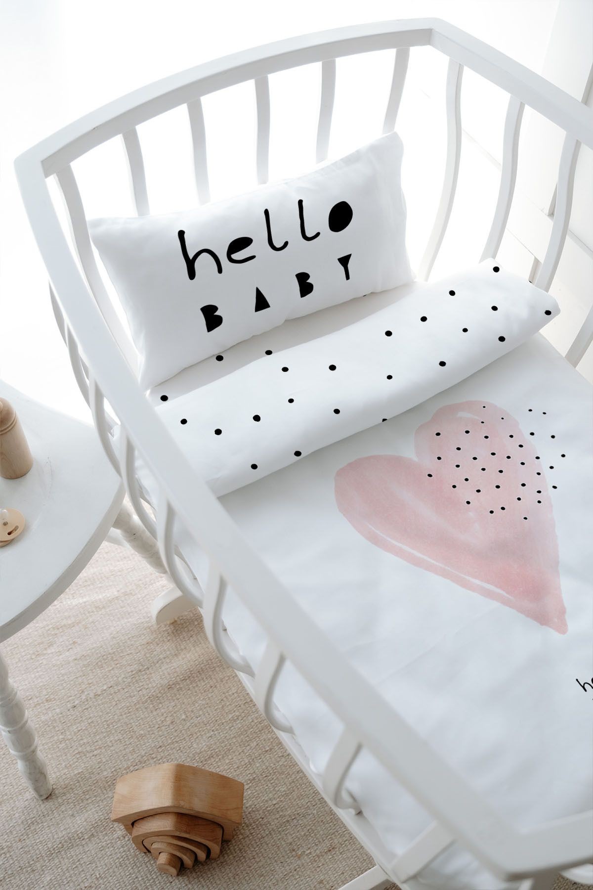 Anne Yanı Beşik Nevresim Takımı (60x100) - Pure Baby Serisi - Pembe Romantik Kalp