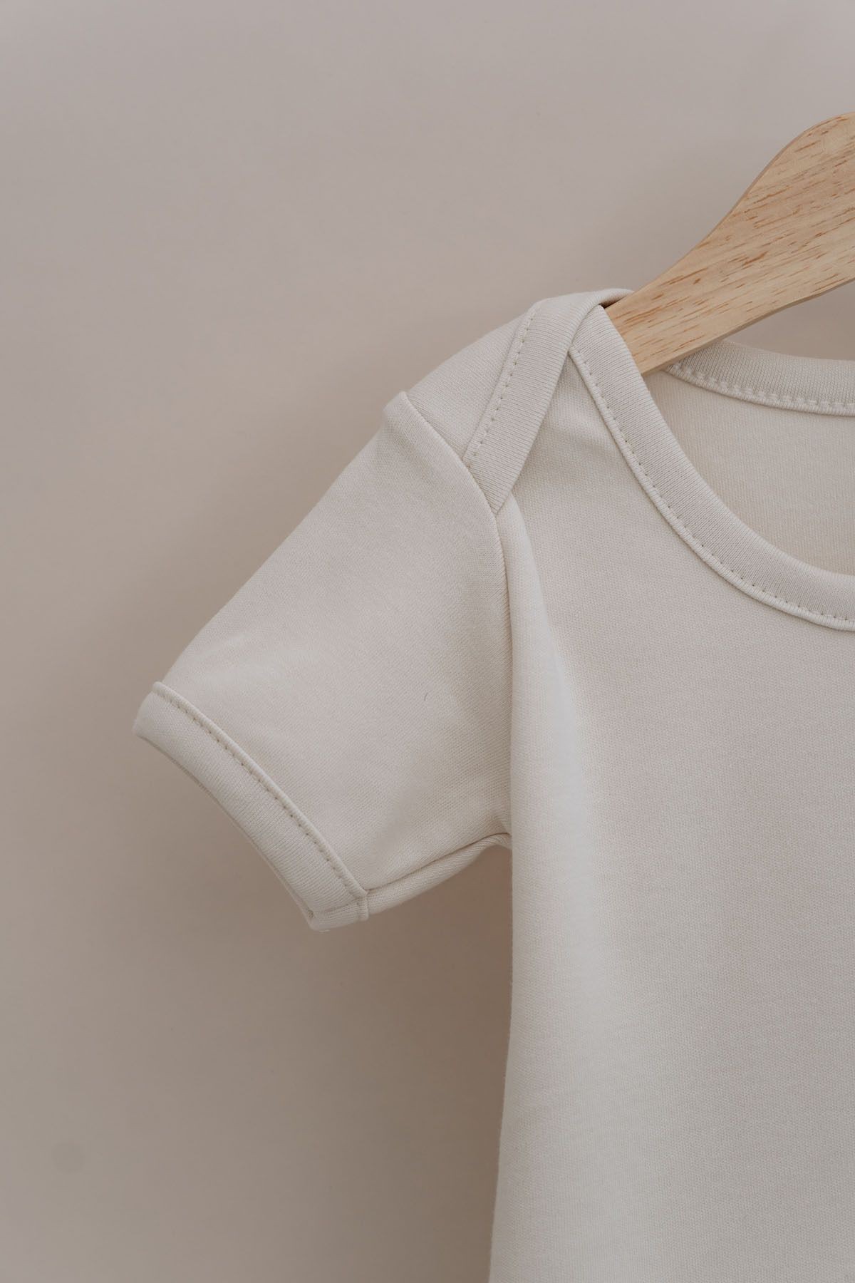 Kısa Kollu Bebek Body - Pureline Series - Taş Rengi